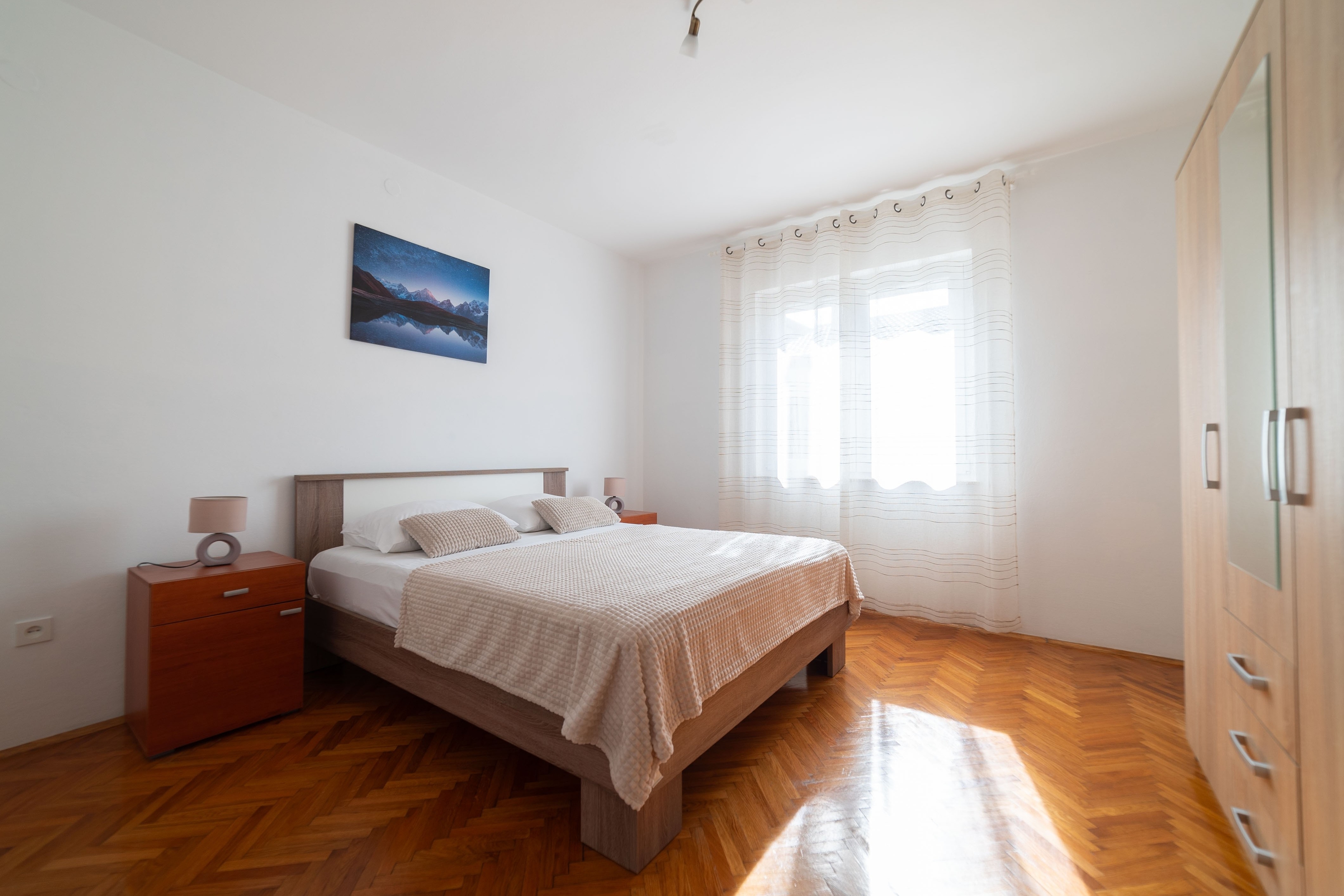 Four-bedroom apartment with terrace Bibinje, Zadar  A-a