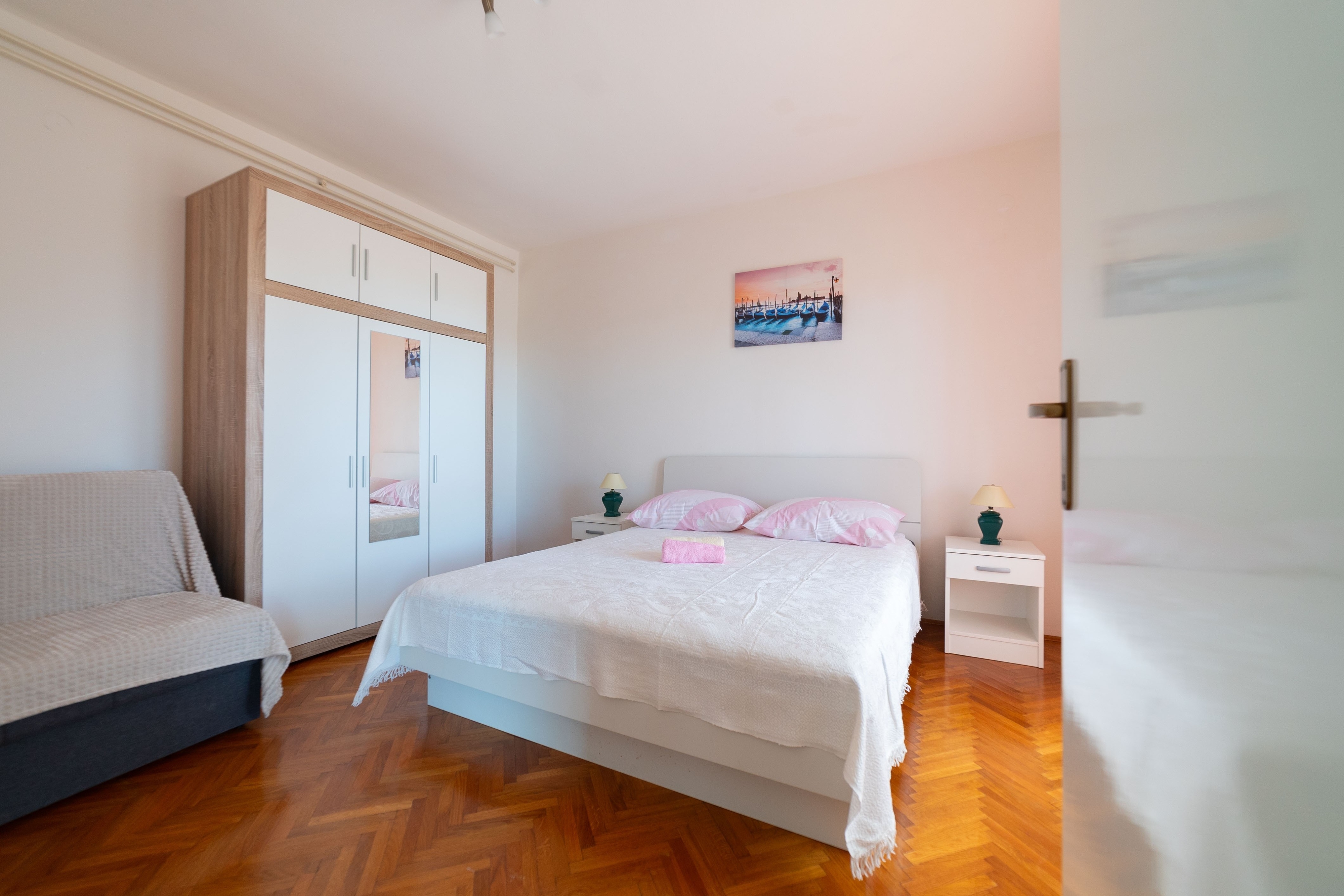 Four-bedroom apartment with terrace Bibinje, Zadar  A-a