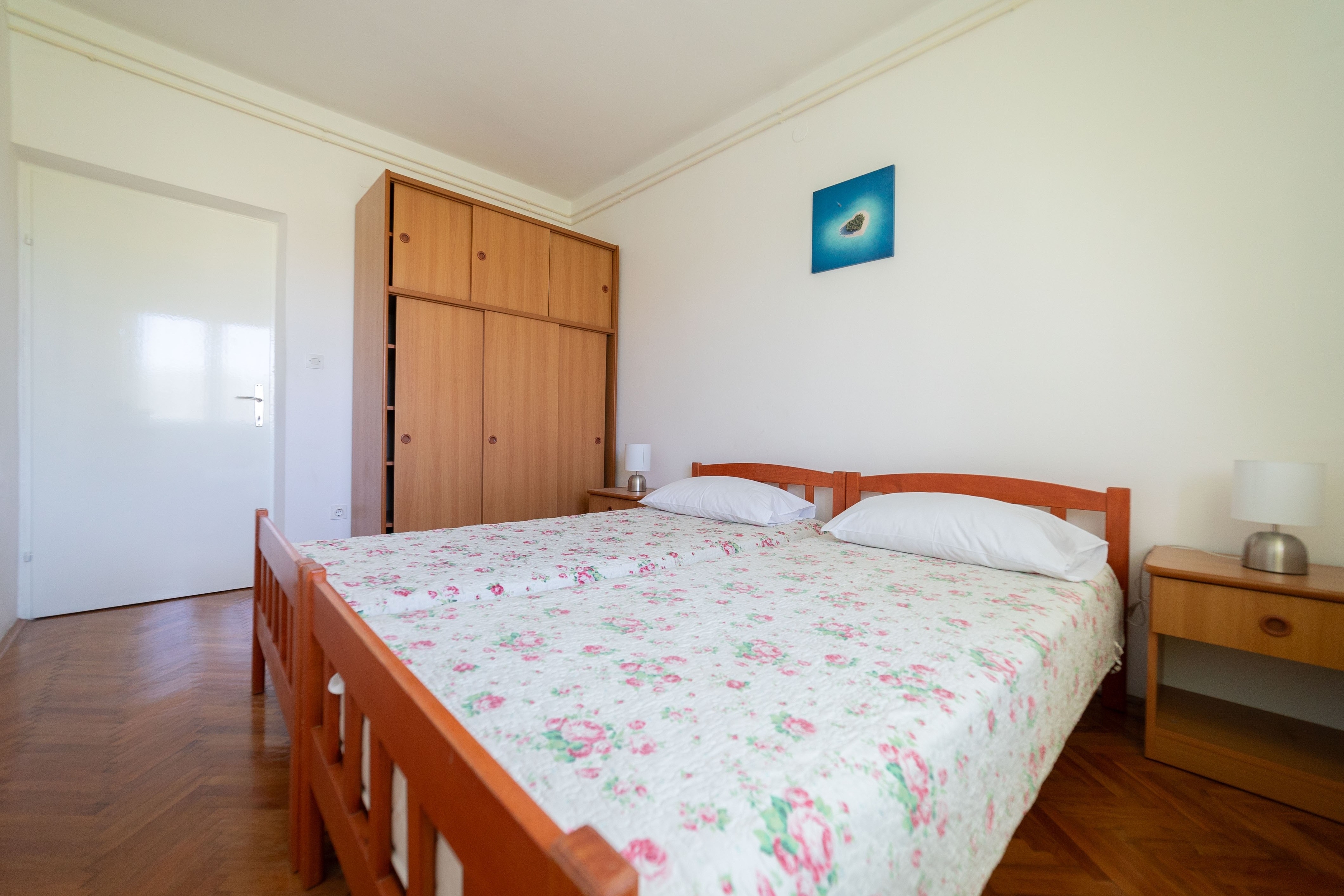 Four-bedroom apartment with terrace Bibinje, Zadar  A-a