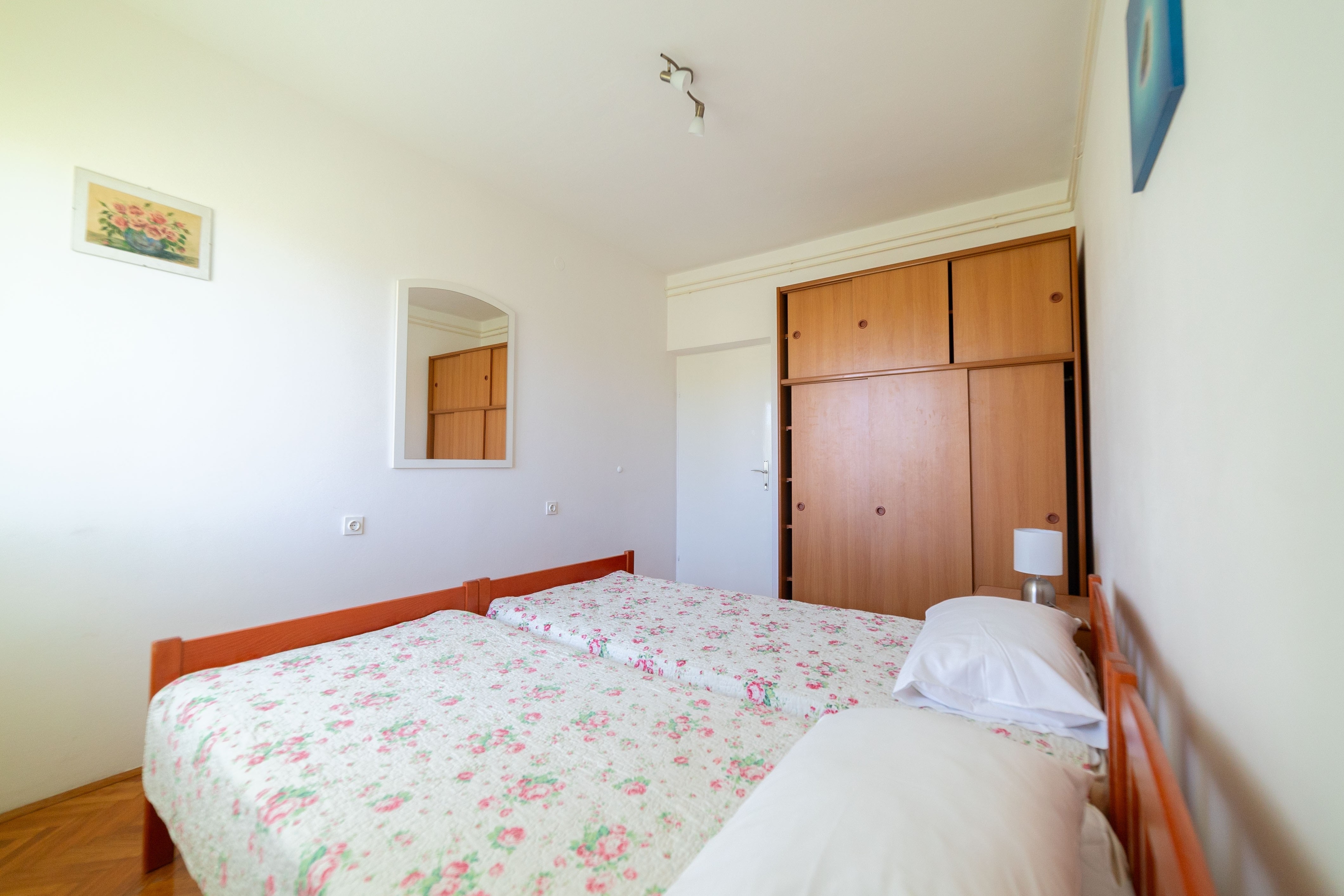 Four-bedroom apartment with terrace Bibinje, Zadar  A-a