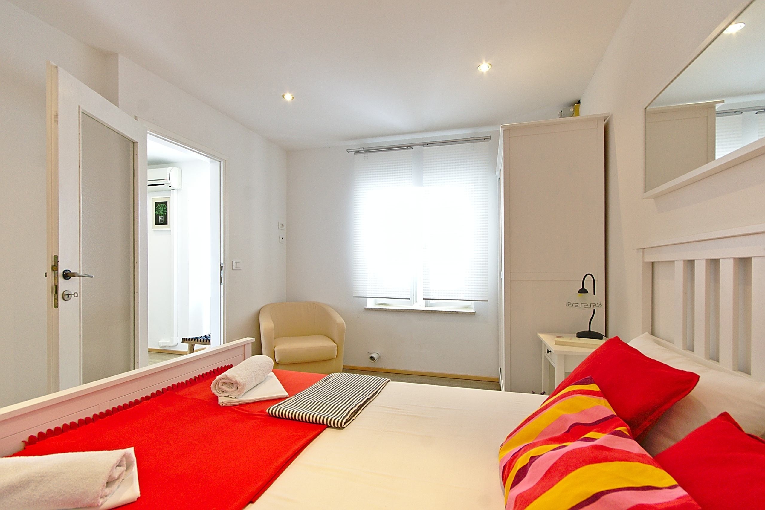 Two bedroom apartment with terrace Novi Vinodolski (A-24716-a) Two bedroom apartment with terrace Novi Vinodolski (A-24716-a)