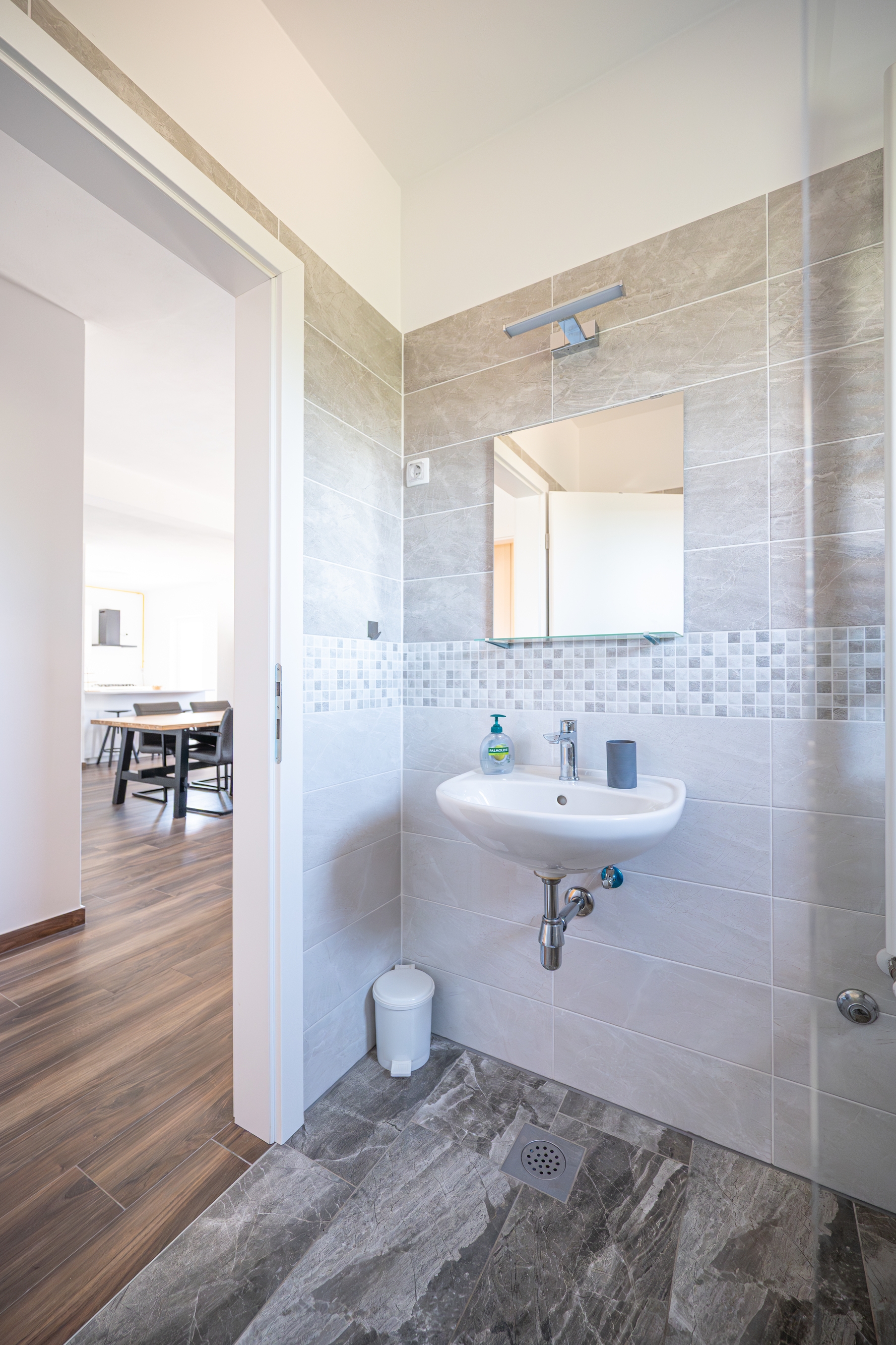 Trosobni apartman s terasom Biograd na Moru, Biograd  A-a