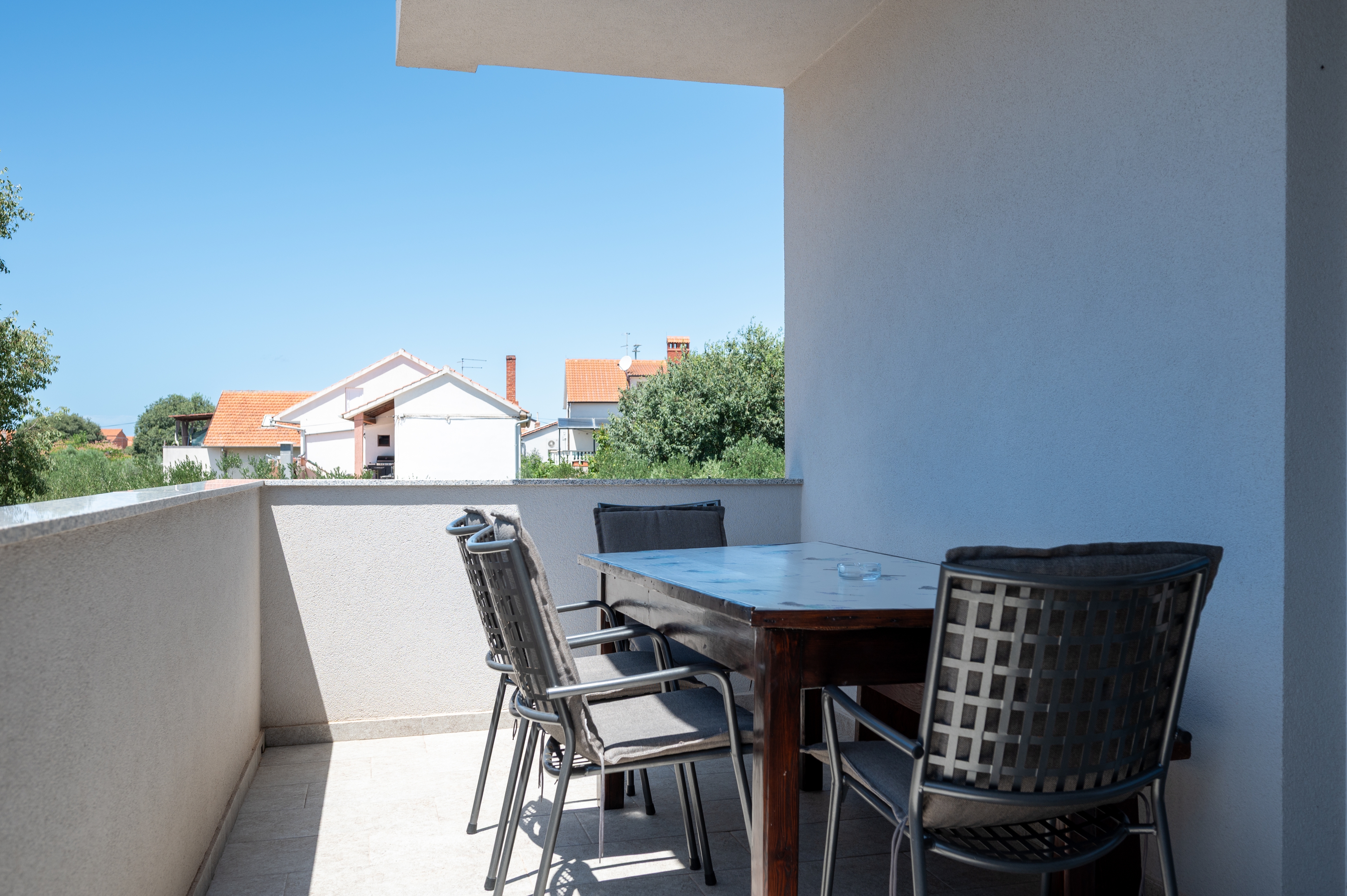 Trosobni apartman s terasom Biograd na Moru, Biograd  A-a