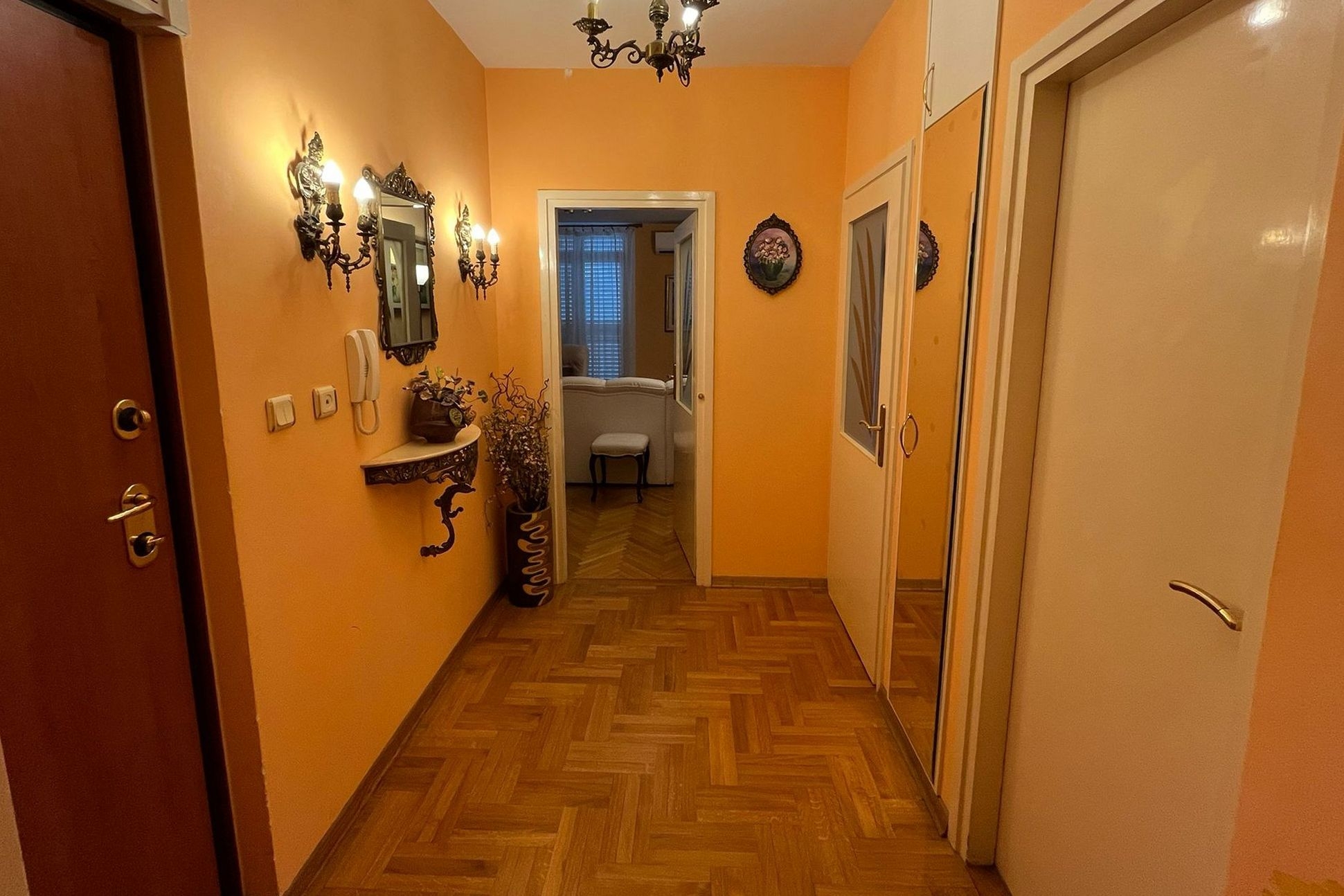 Jednosobni apartman s balkonom i pogledom na more Split  A-a