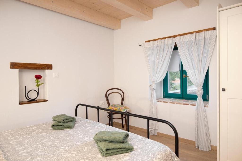 Top Pula Valtura Top Pula Valtura