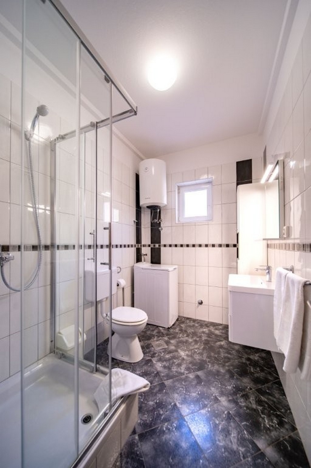 Top Rab Lopar Top Rab Lopar