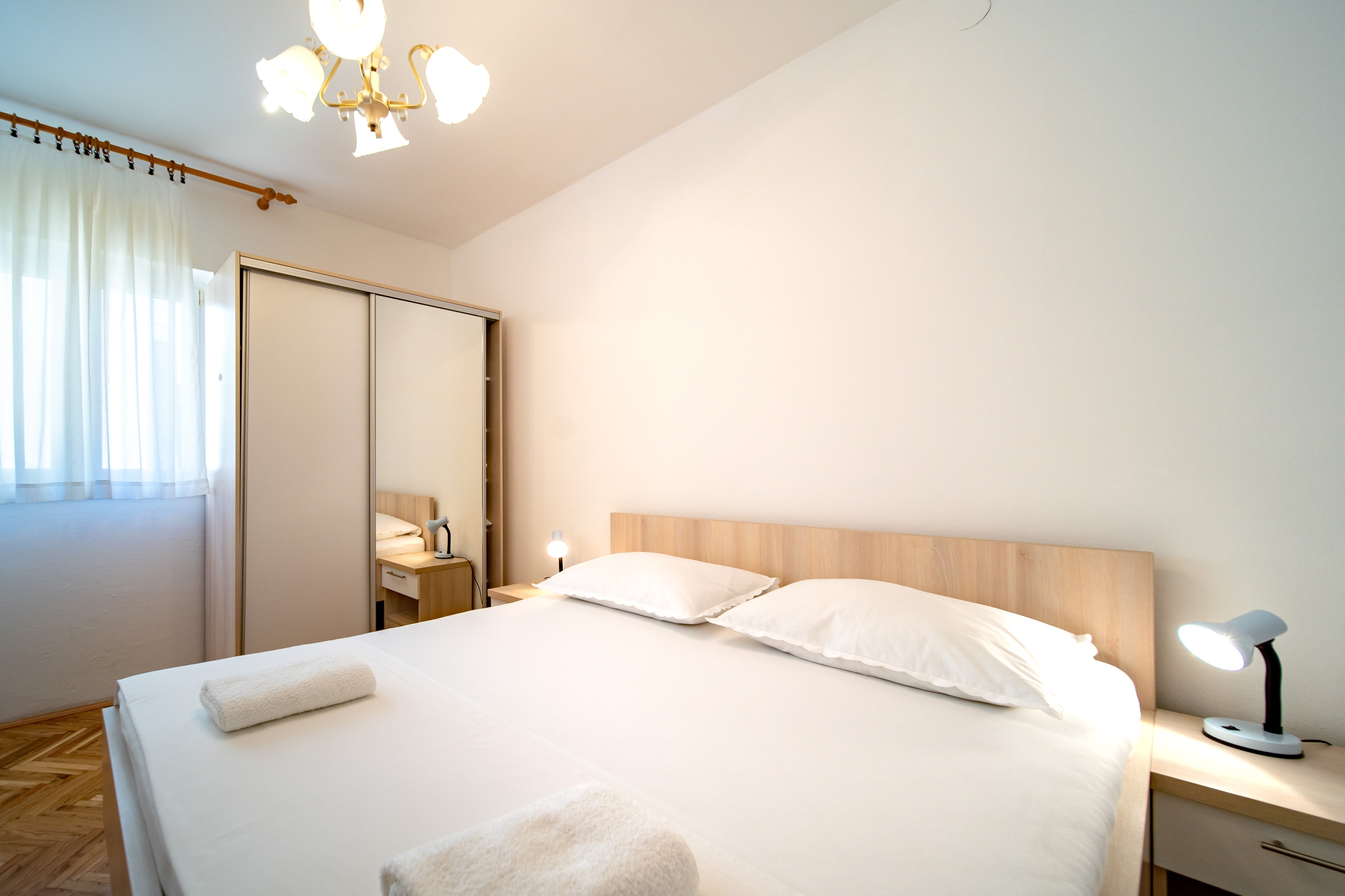 Top Rab Lopar Top Rab Lopar