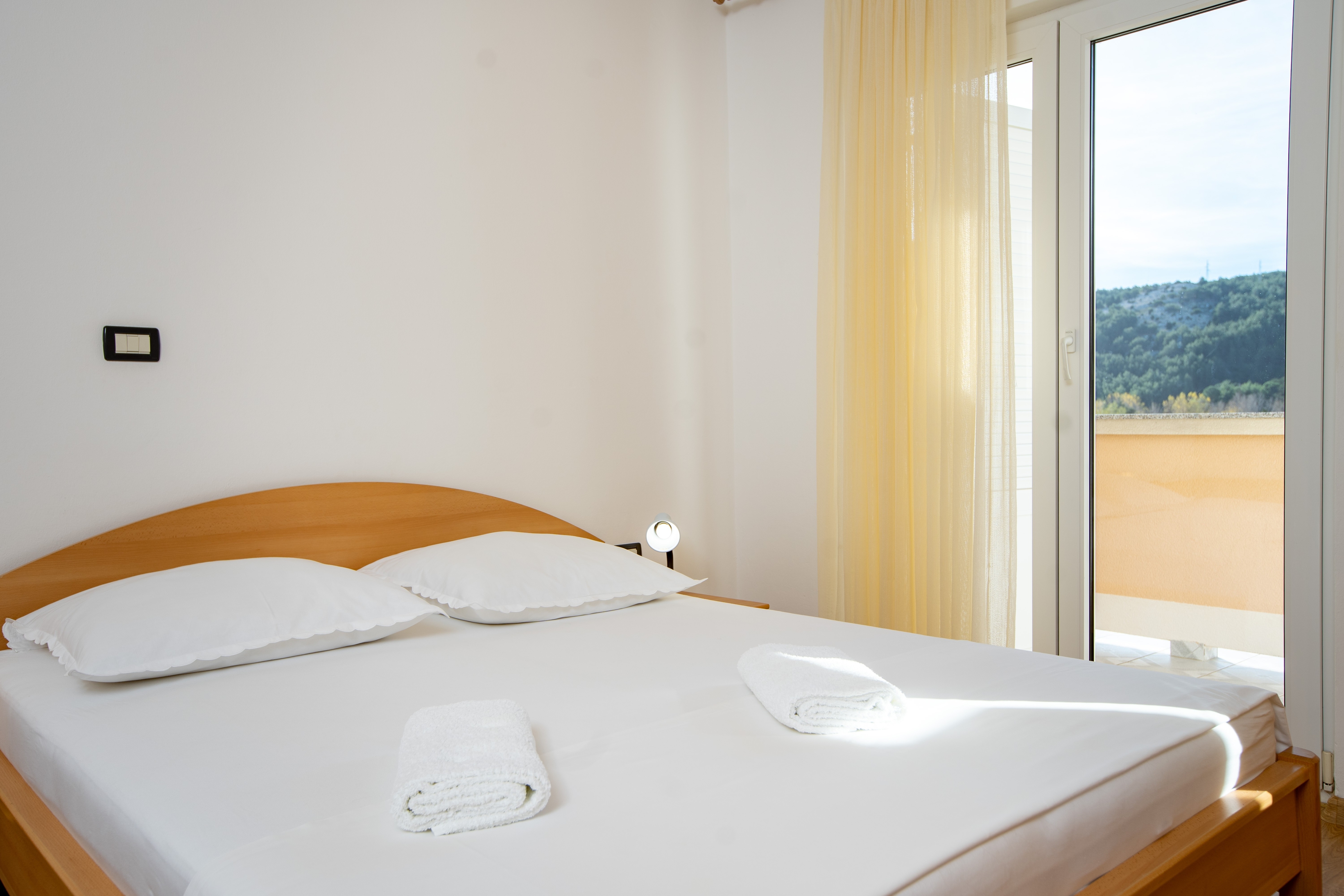 Top Rab Lopar Top Rab Lopar