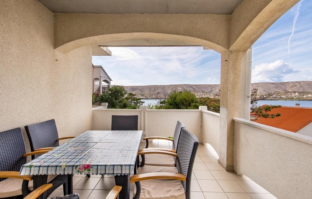 Two bedroom apartment with terrace and sea view Pag (A-24758-b)