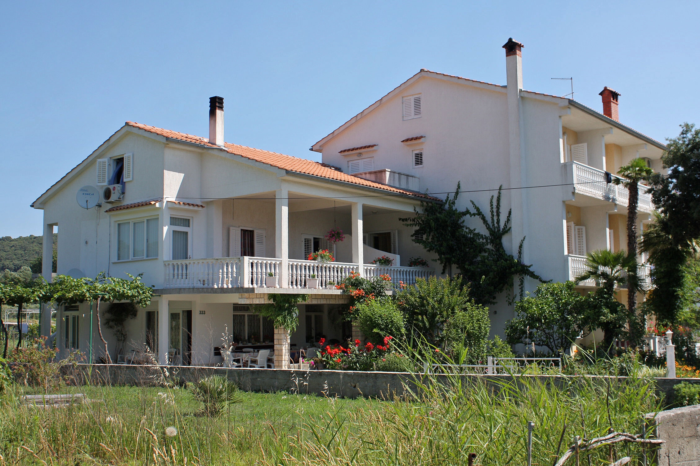 Enosobni apartma S teraso in pogledom na morje Rab  A-a