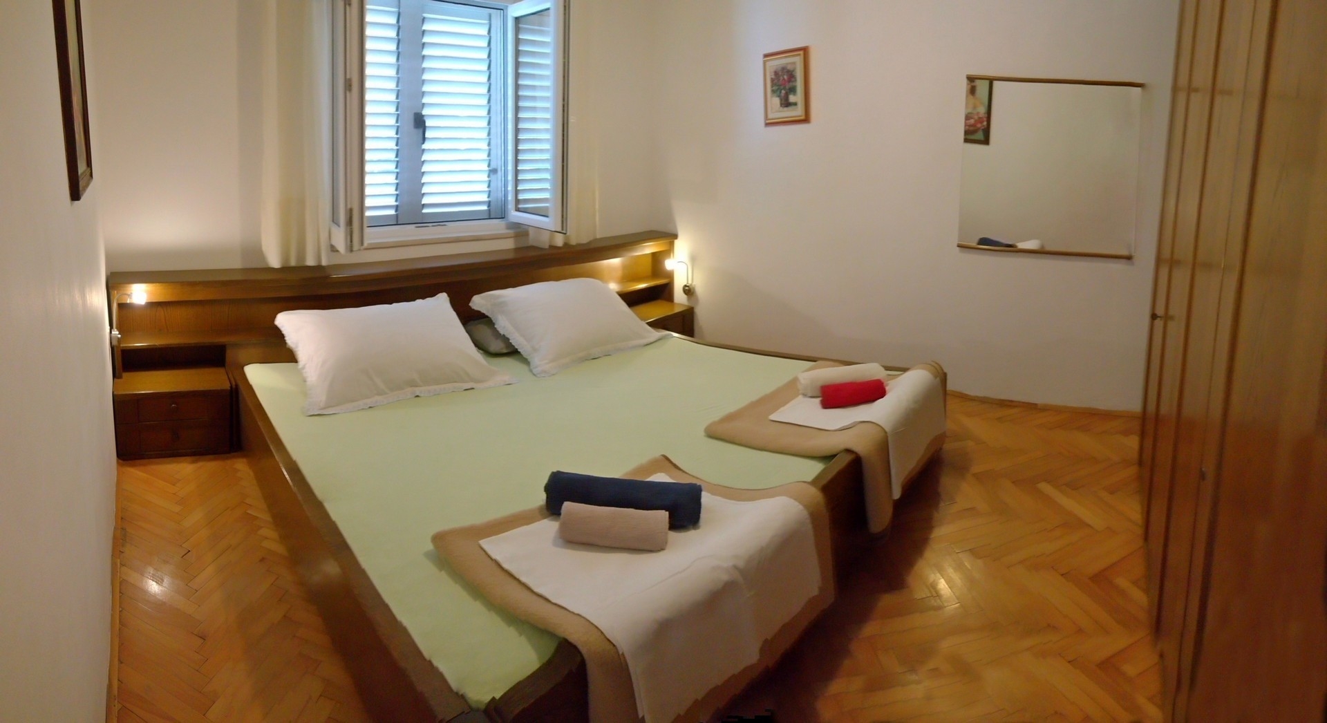 Trosoben apartma S teraso Pirovac, Šibenik  A-a