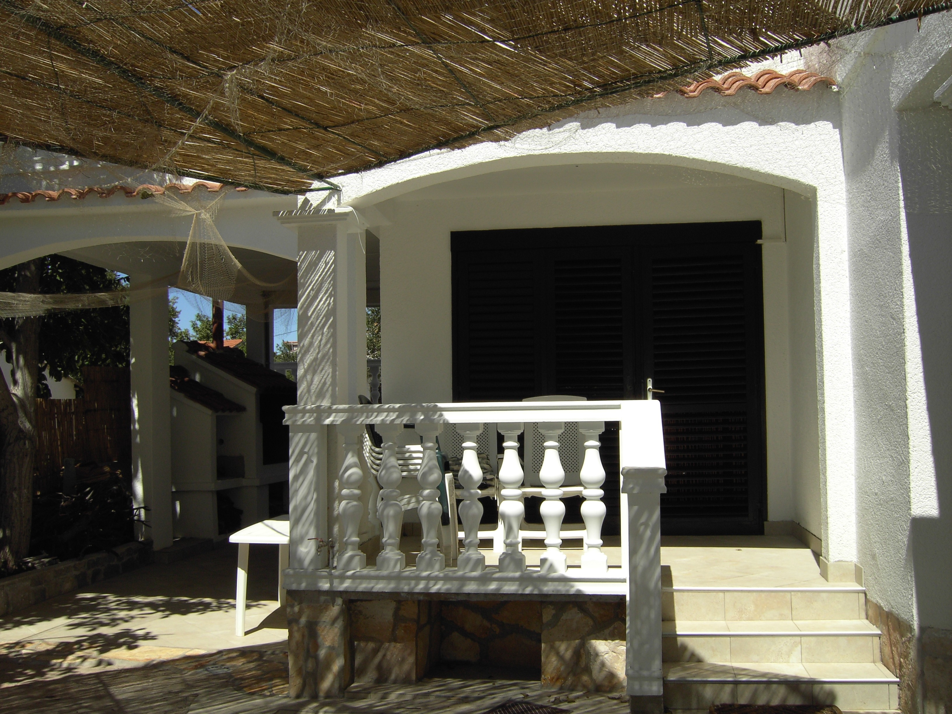 Three bedroom apartment with terrace Pirovac, Šibenik (A-24766-a) Three bedroom apartment with terrace Pirovac, Šibenik (A-24766-a)