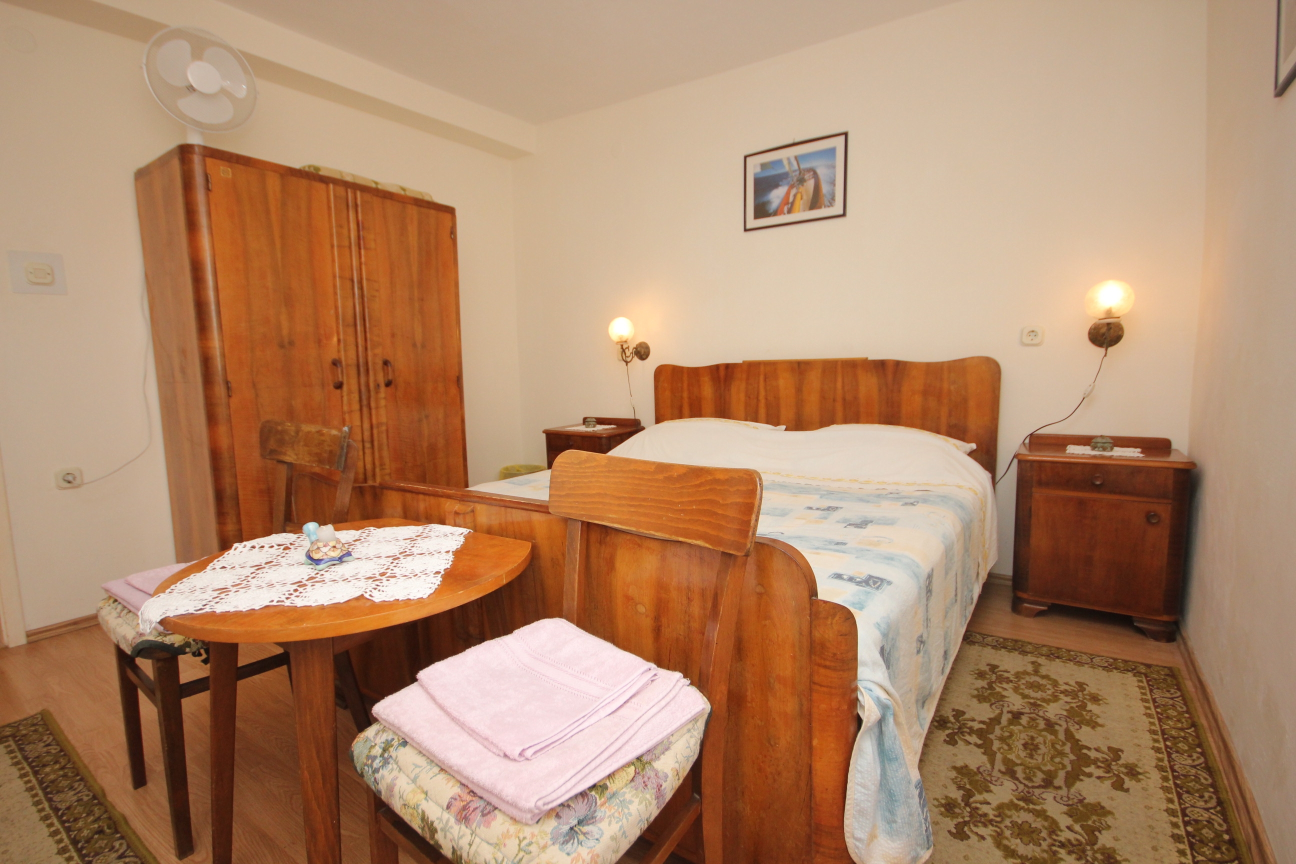 Two bedroom apartment with balcony Vis (A-2477-a) Two bedroom apartment with balcony Vis (A-2477-a)