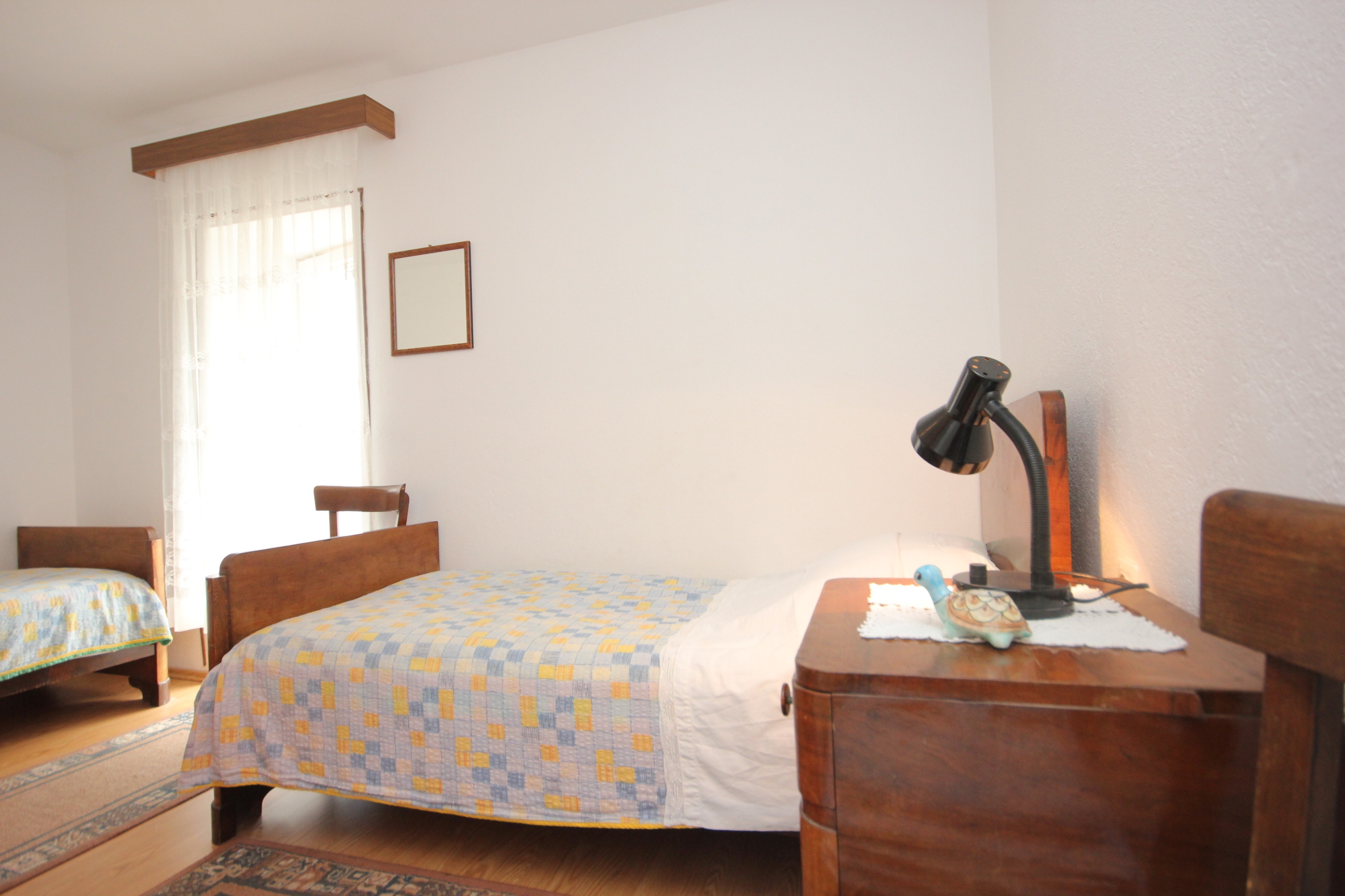 Three bedroom apartment with terrace Vis  A-b