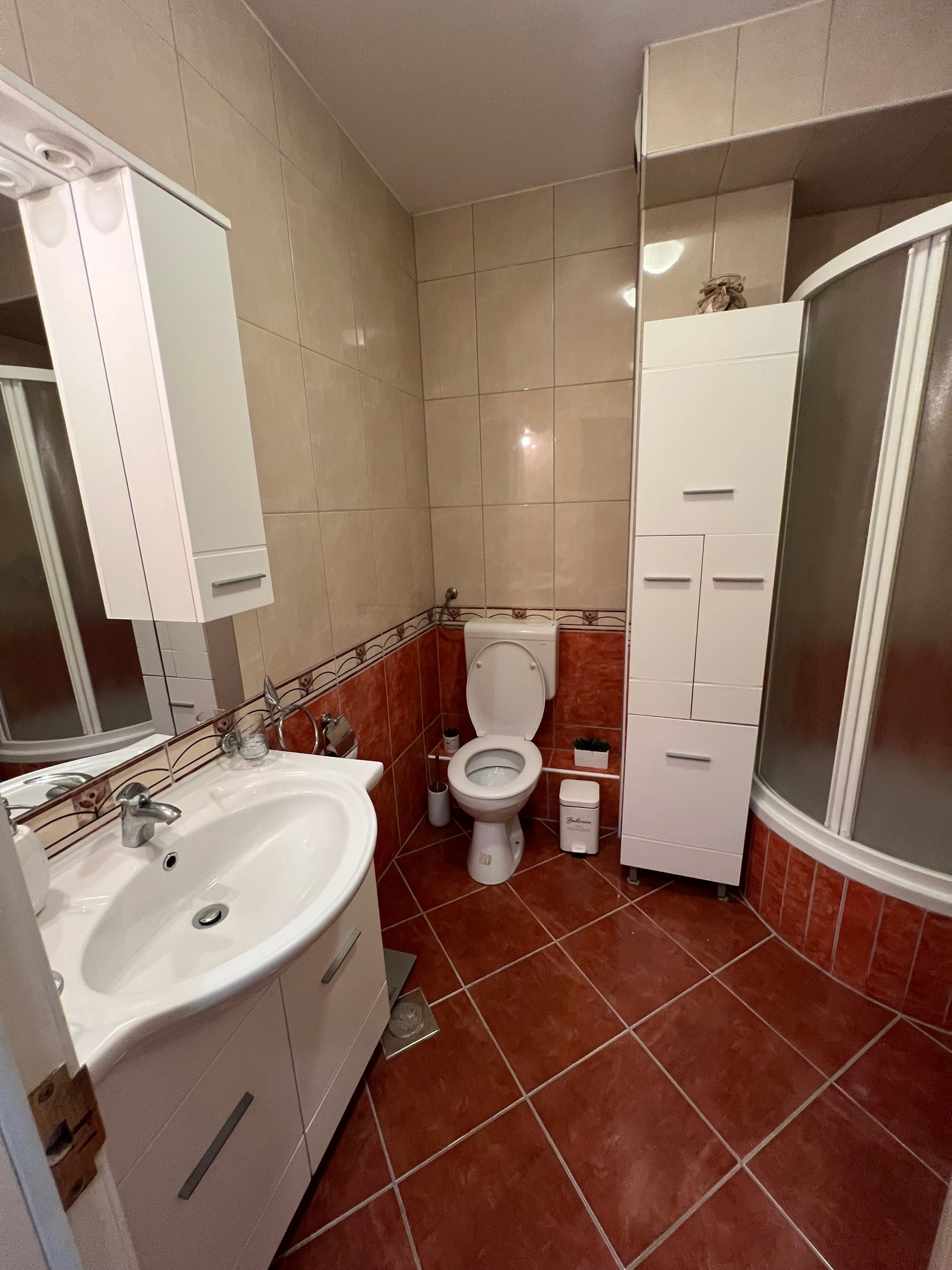 Two bedroom apartment with terrace Makarska  A-a