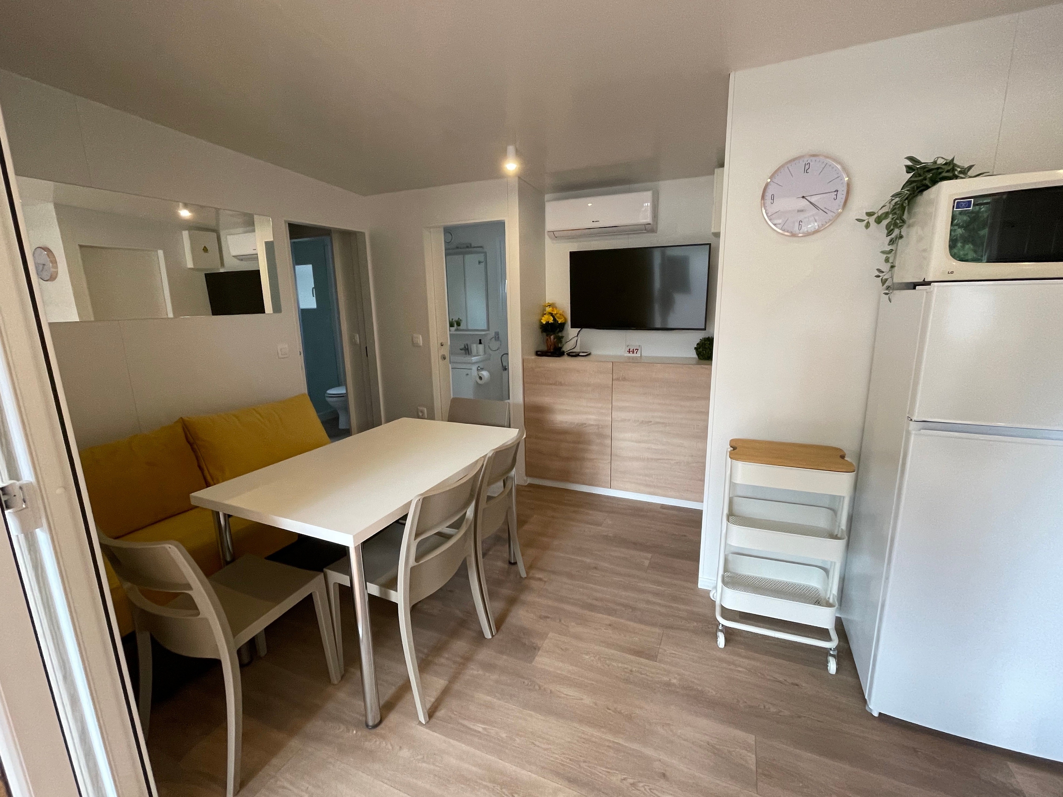 Two bedroom apartment with terrace Biograd na Moru, Biograd (A-24789-a)