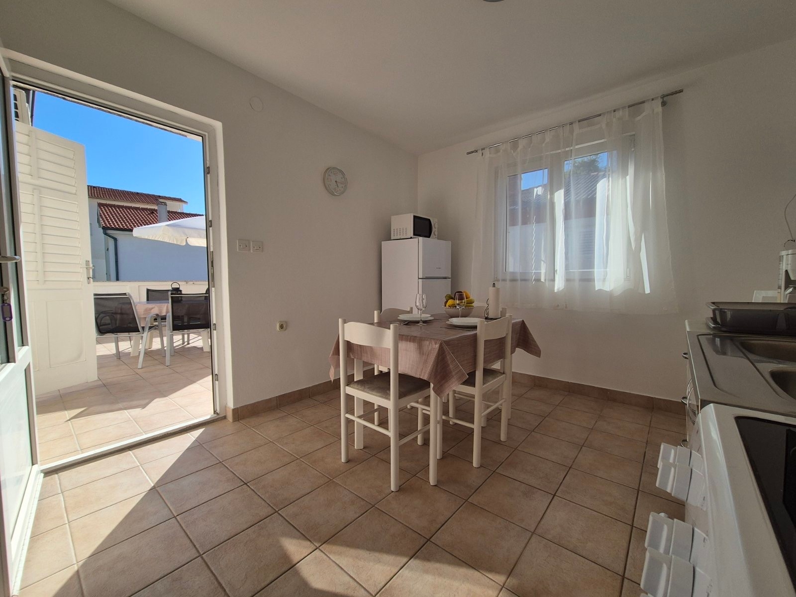 Two bedroom apartment with terrace Rab (A-24792-b) Two bedroom apartment with terrace Rab (A-24792-b)