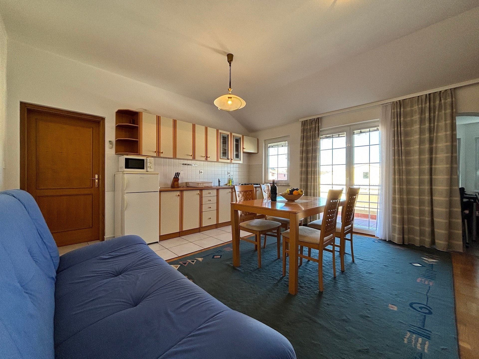 One bedroom apartment with terrace and sea view Kukljica, Ugljan (A-24795-a)