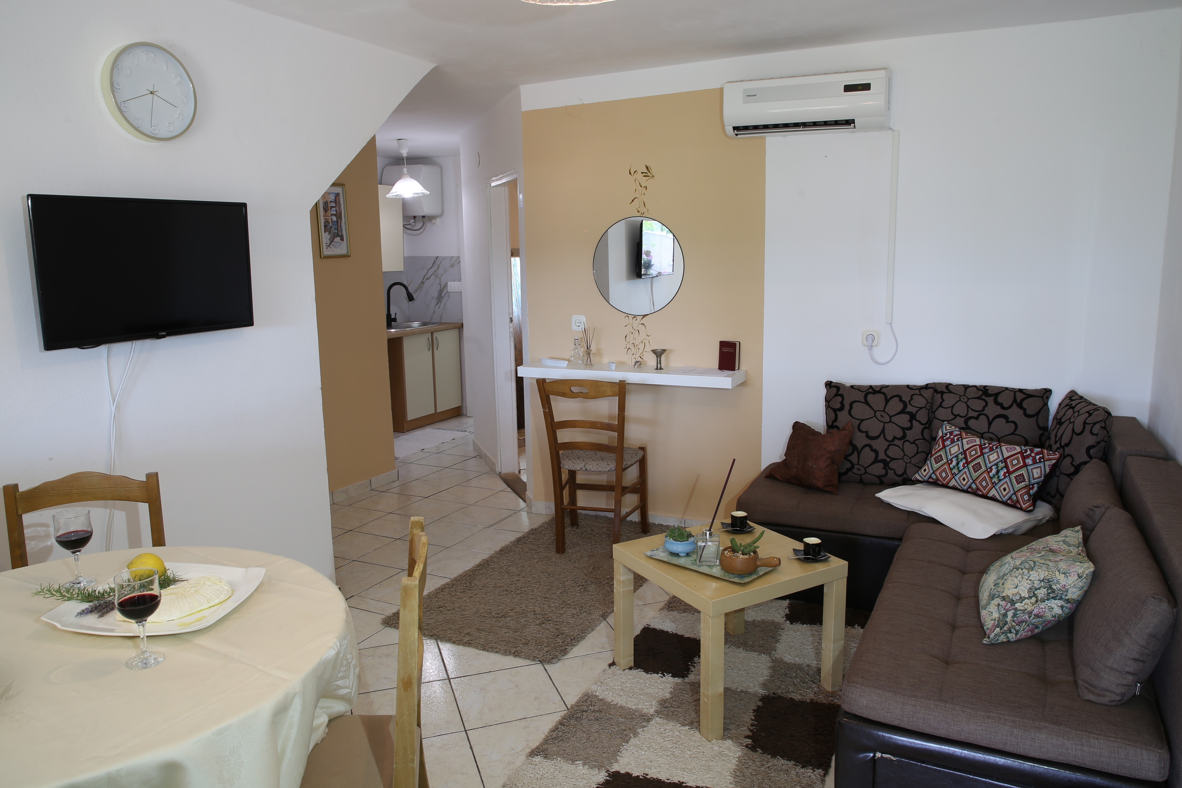 One bedroom apartment with terrace Seline, Paklenica (A-24806-d) One bedroom apartment with terrace Seline, Paklenica (A-24806-d)