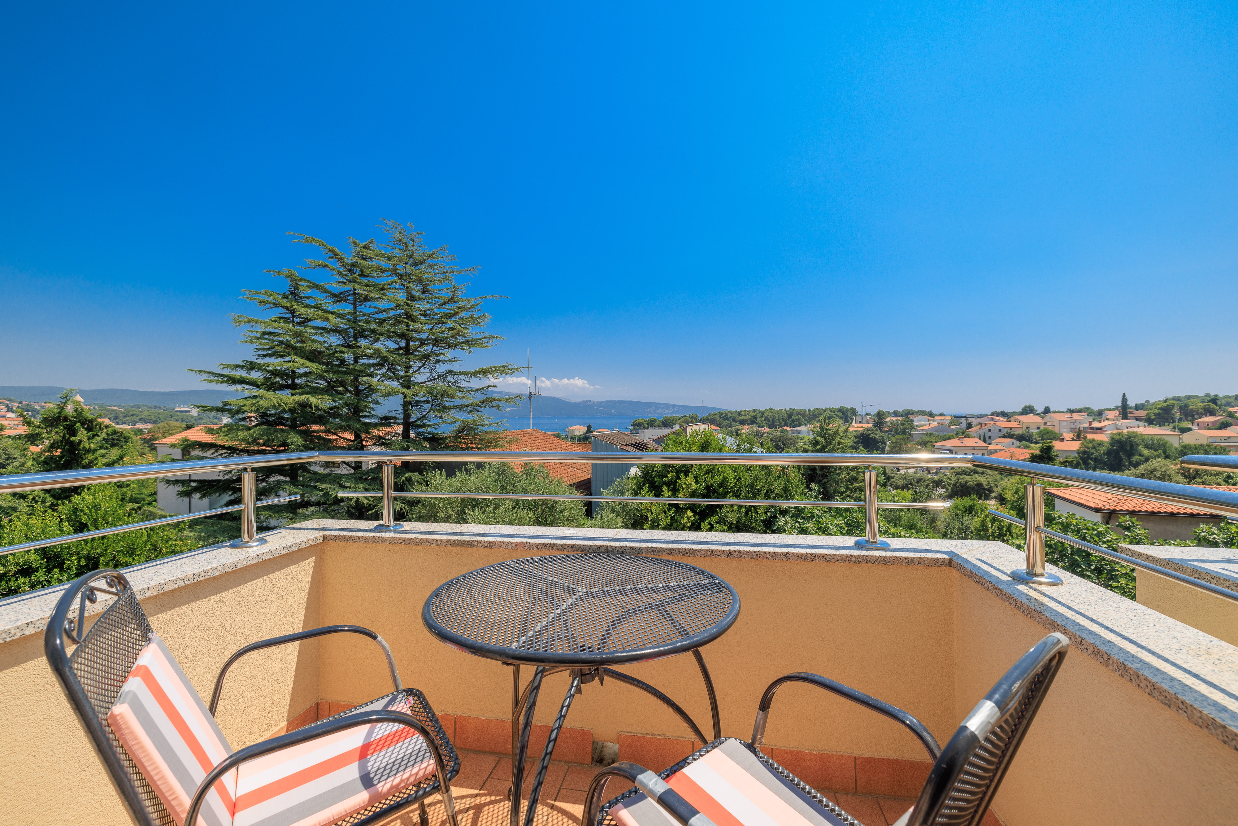 One bedroom apartment with balcony and sea view Krk (A-24809-b)