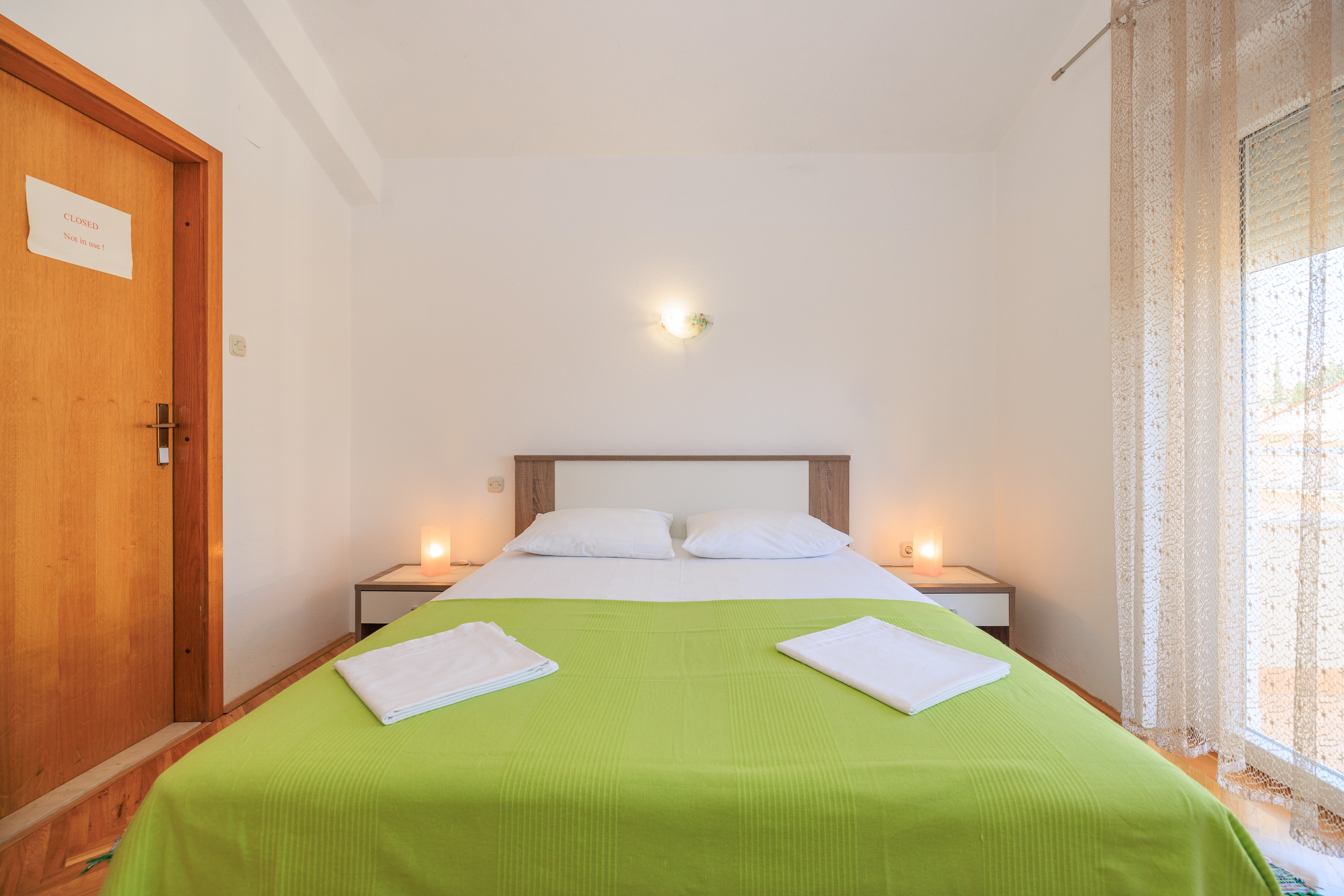 Jednosobni apartman s balkonom i pogledom na more Krk  A-b