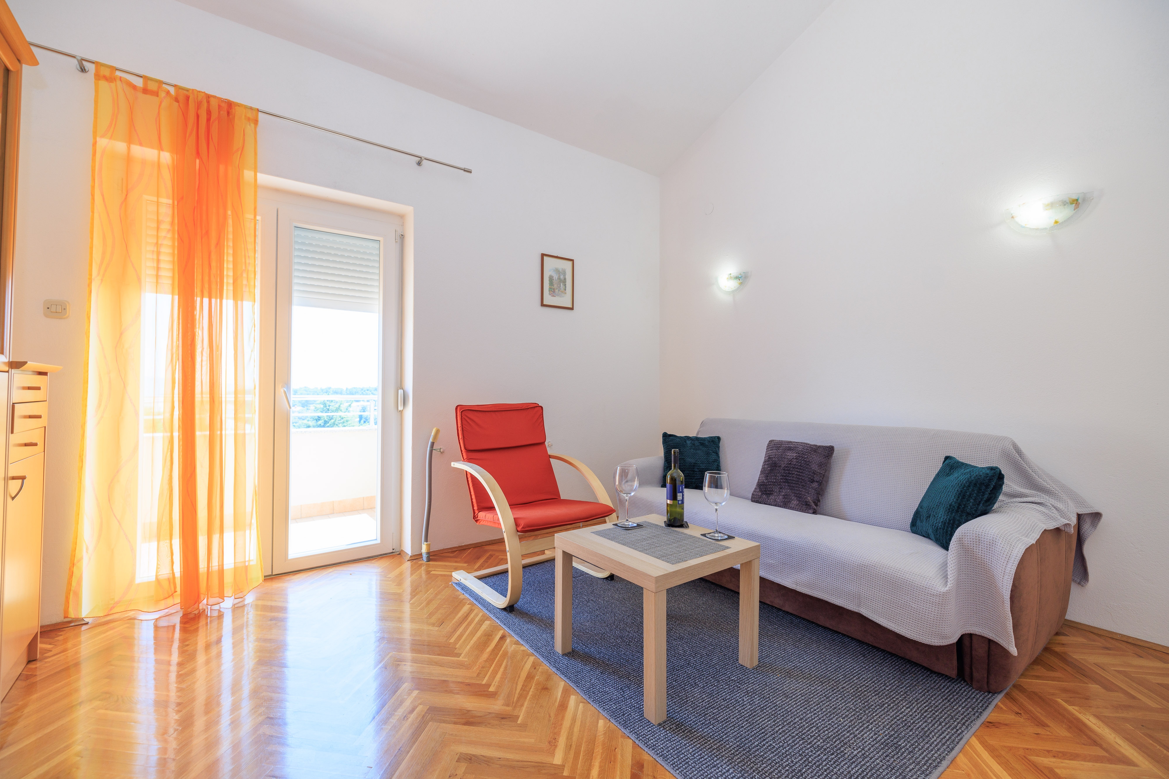 Jednosobni apartman s balkonom i pogledom na more Krk  A-b