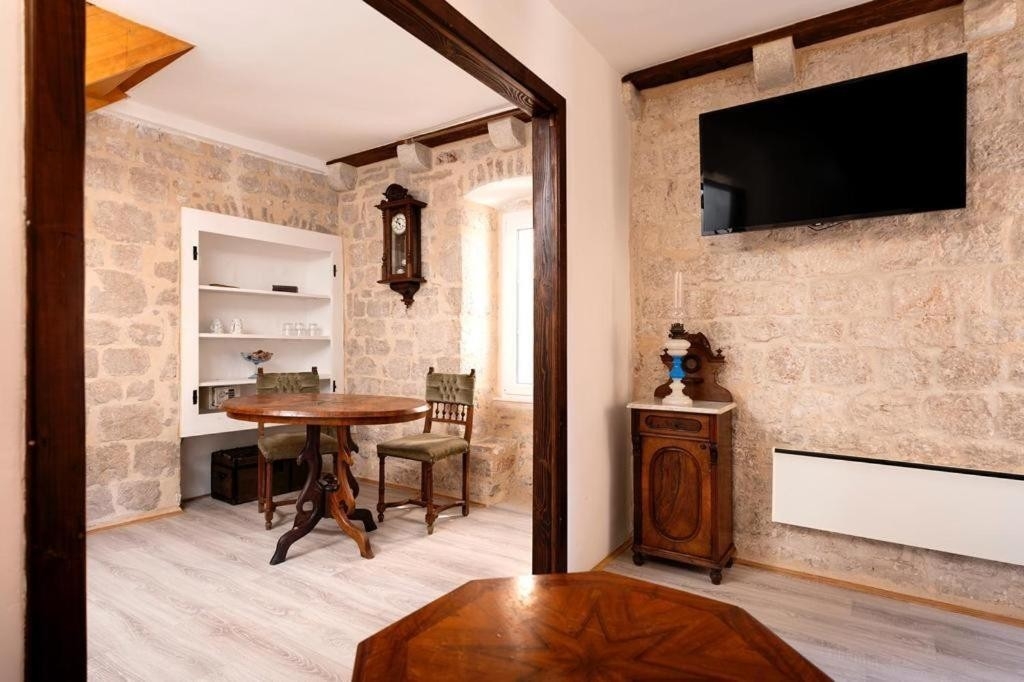 One bedroom house with terrace Stari Grad, Hvar (K-24810)