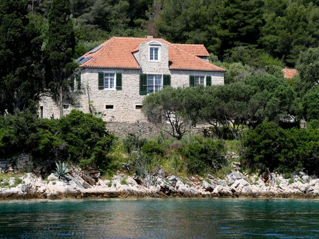 Dvosobna kuća uz plažu Uvala Sveti Ante, Hvar  K