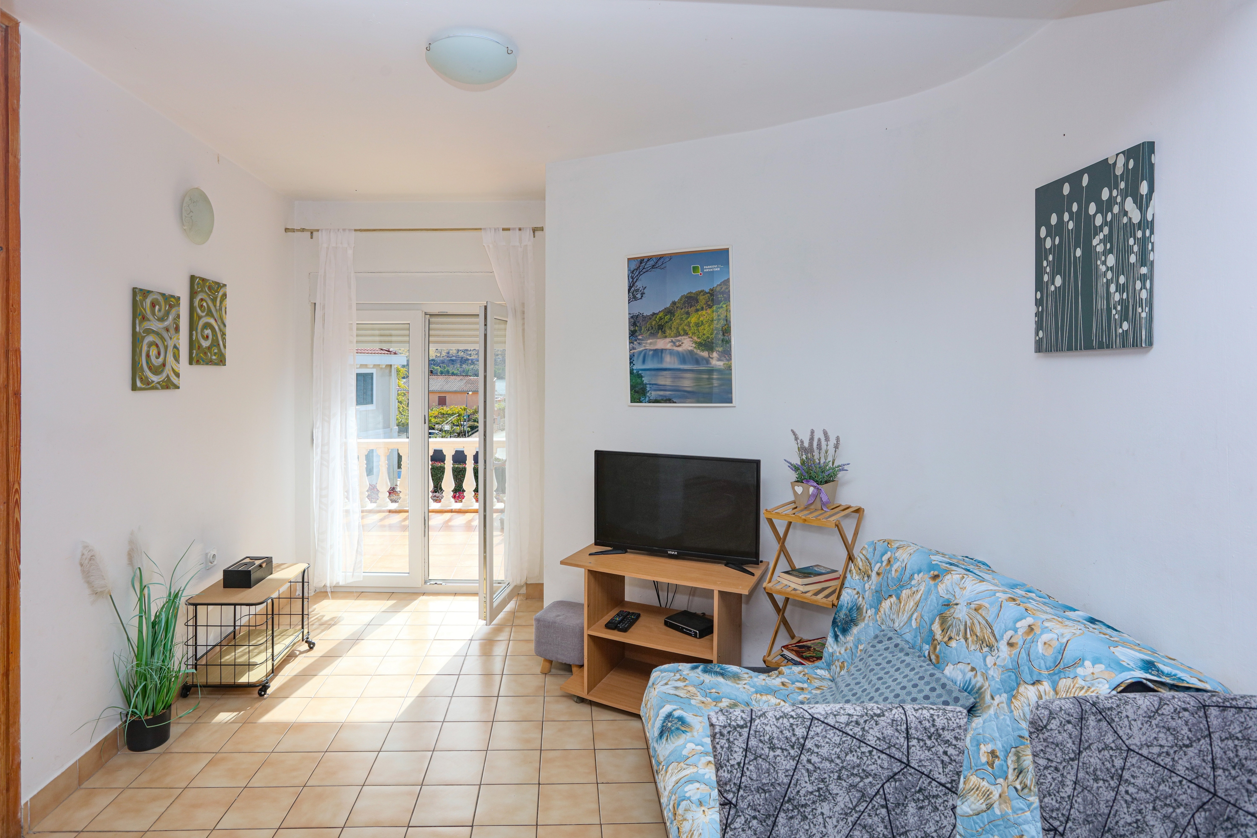 One bedroom apartment with terrace and sea view Grebaštica, Šibenik (A-24821-b) One bedroom apartment with terrace and sea view Grebaštica, Šibenik (A-24821-b)