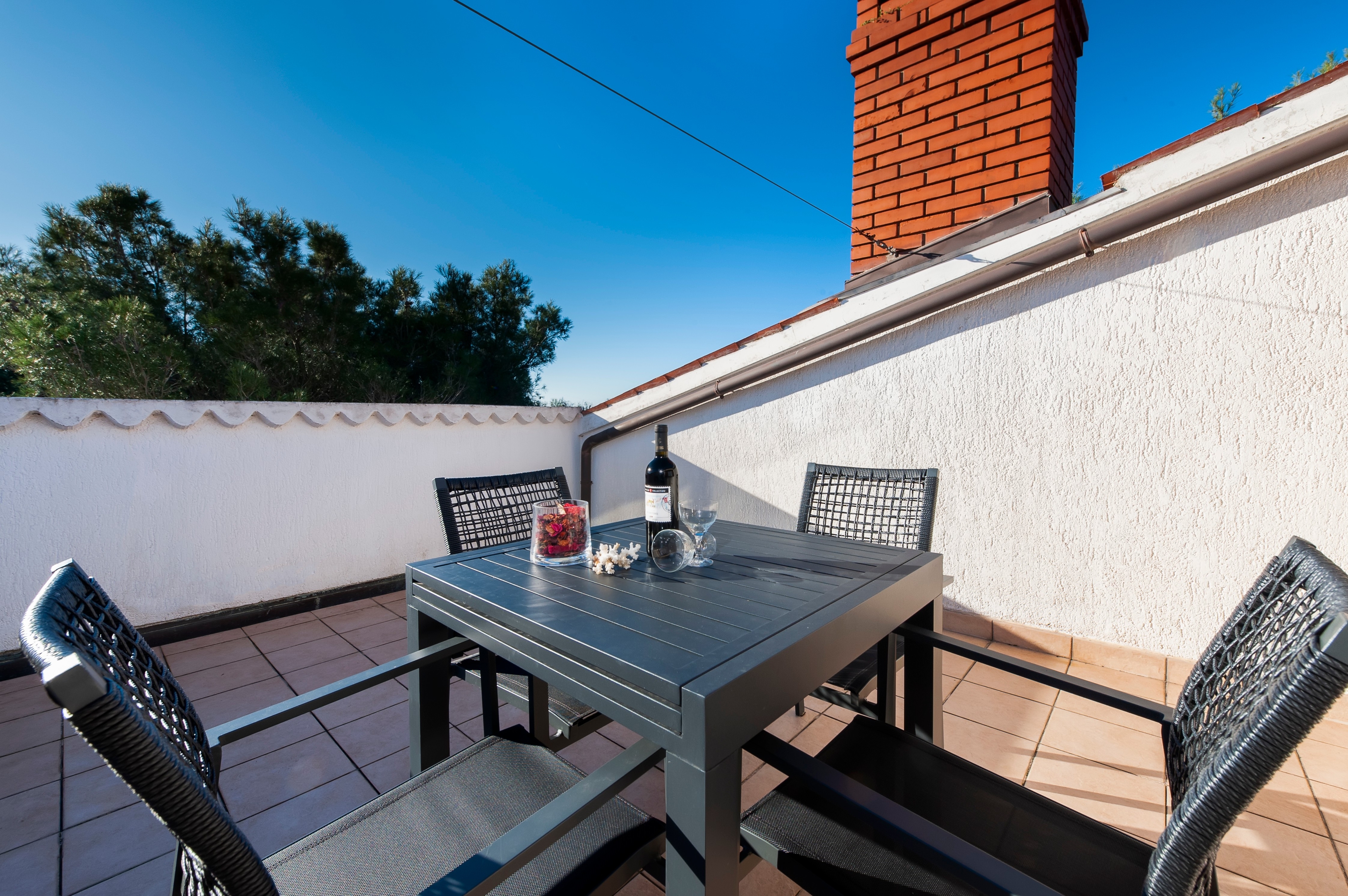 One bedroom apartment with terrace and sea view Rovinj (A-24823-b)