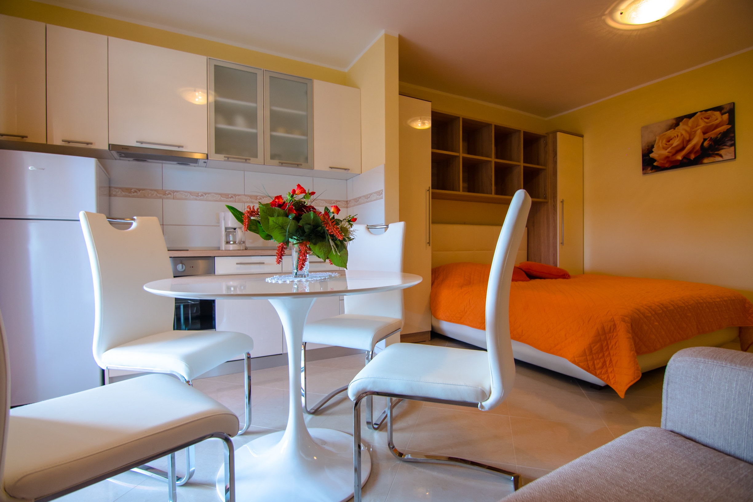 Studio flat with balcony and sea view Banjol, Rab (AS-24825-a)