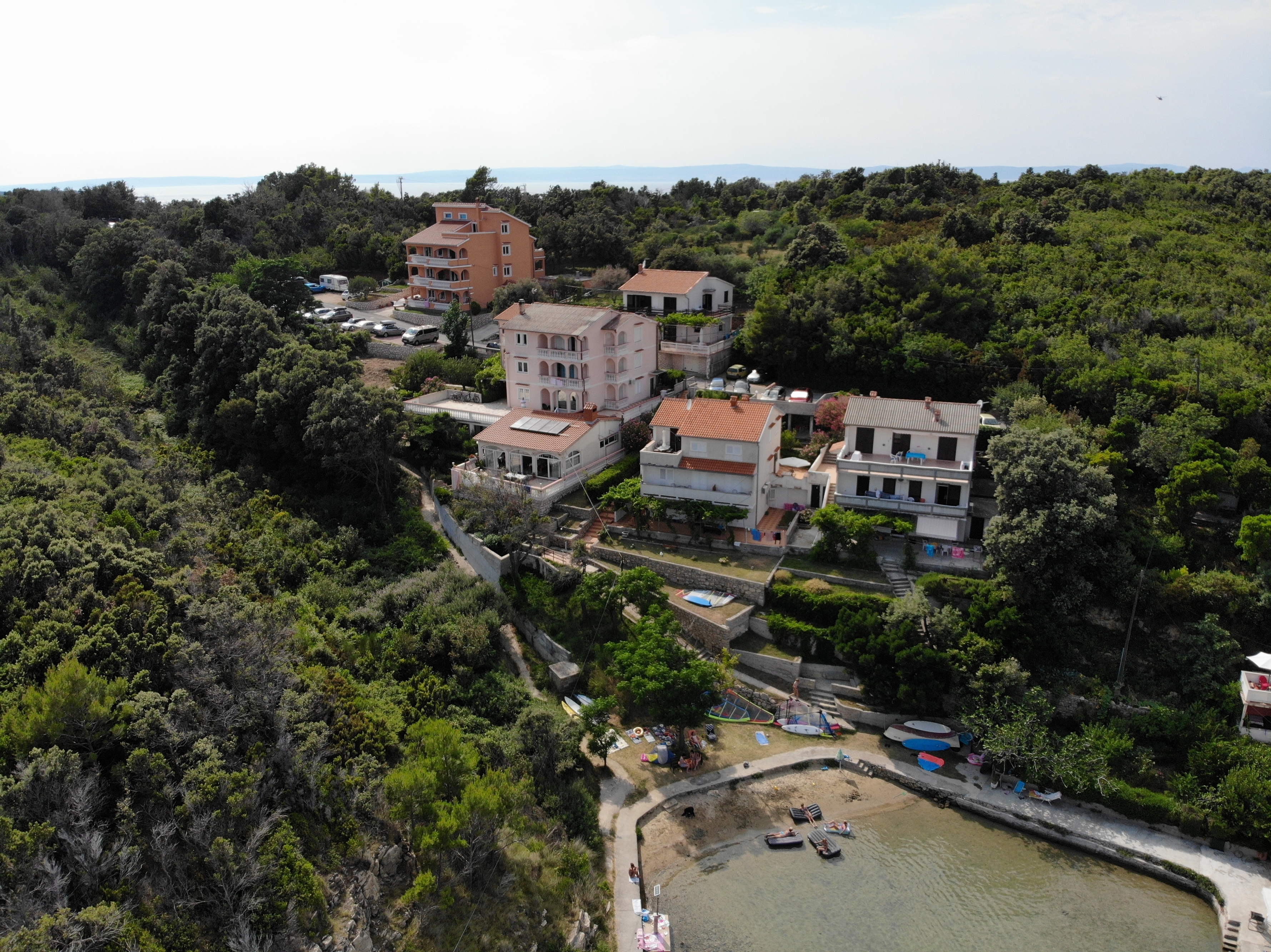 One bedroom apartment near beach Supetarska Draga - Gonar, Rab (A-24851-b)