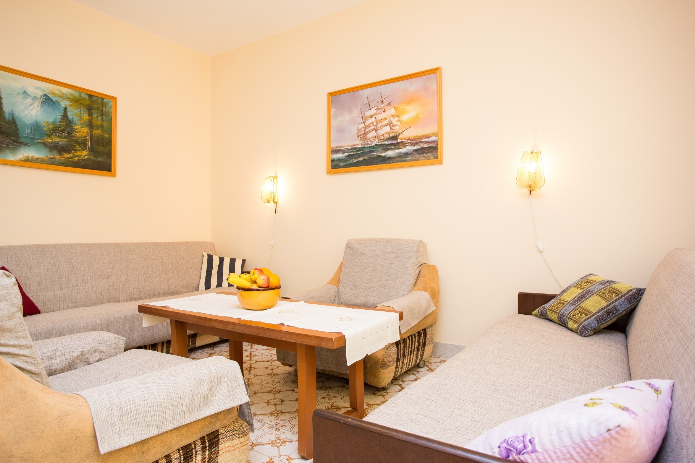 Three bedroom apartment with terrace Punat, Krk (A-24852-a)