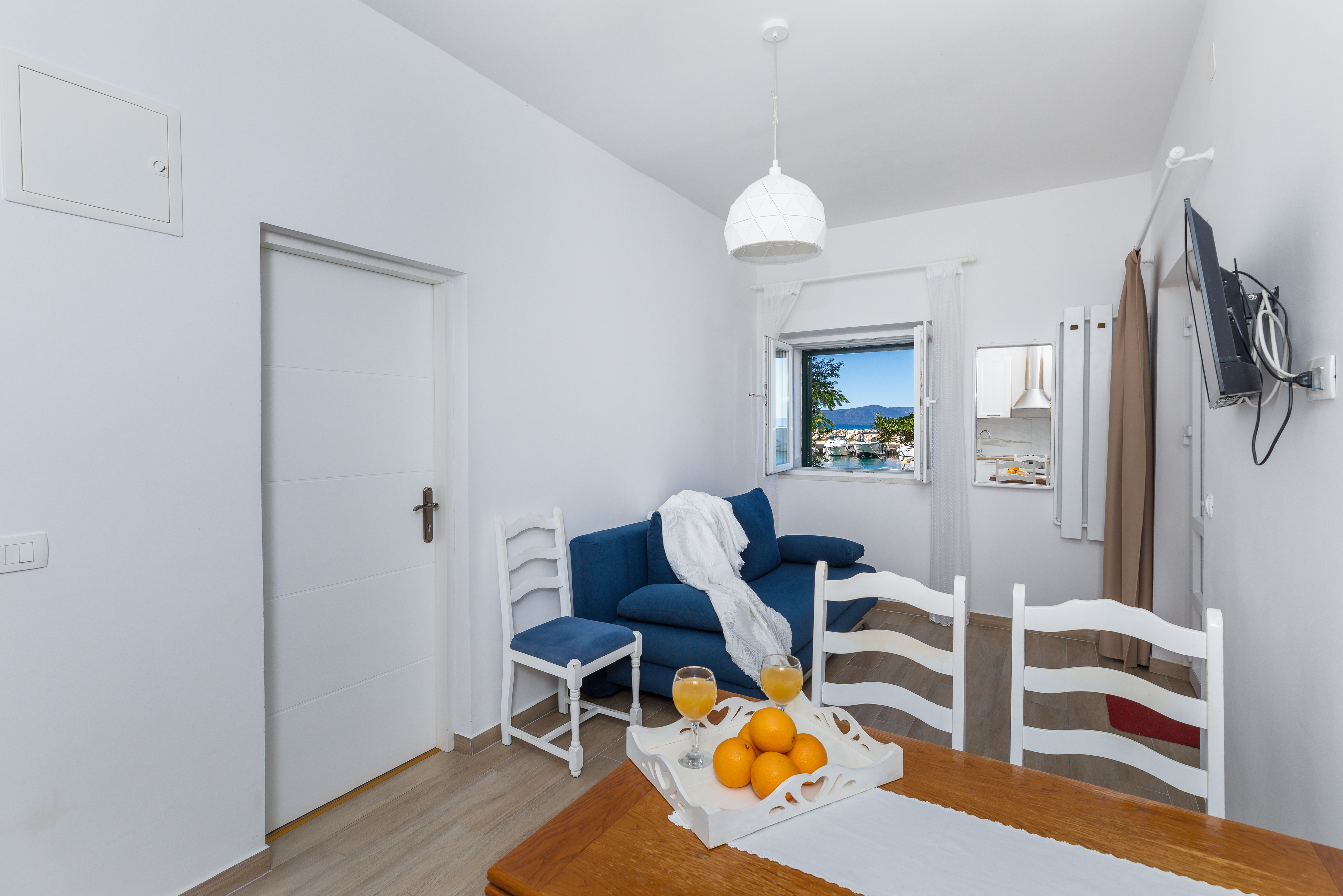 One bedroom apartment near beach Drašnice, Makarska (A-24869-a) One bedroom apartment near beach Drašnice, Makarska (A-24869-a)