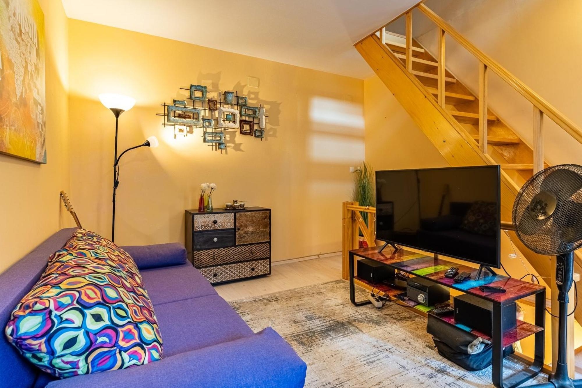 Two bedroom house with balcony Cres (K-24872)