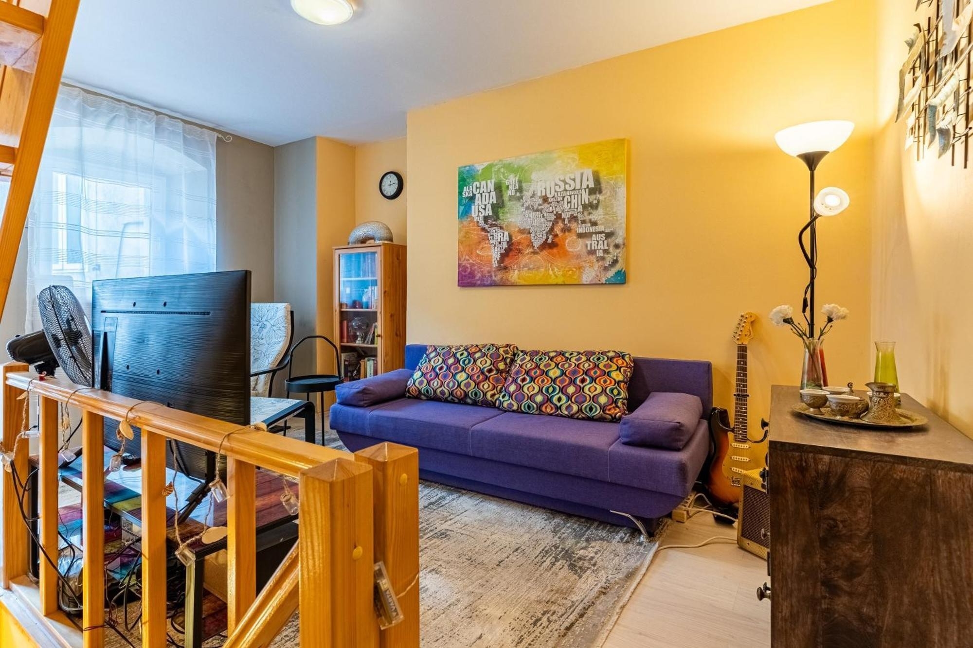 Two bedroom house with balcony Cres (K-24872) Two bedroom house with balcony Cres (K-24872)