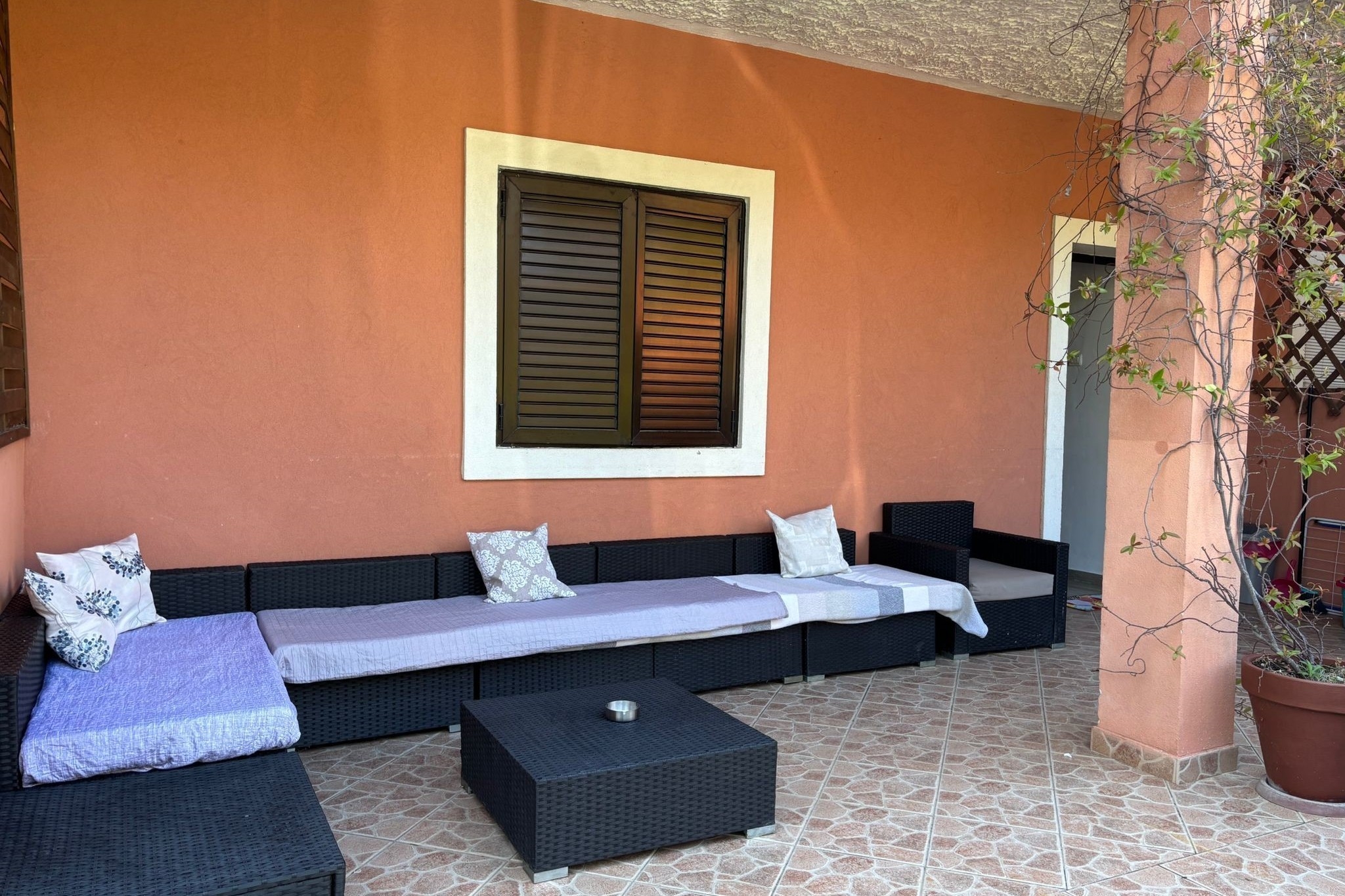 Two bedroom apartment near beach Novigrad (A-24877-a) Two bedroom apartment near beach Novigrad (A-24877-a)