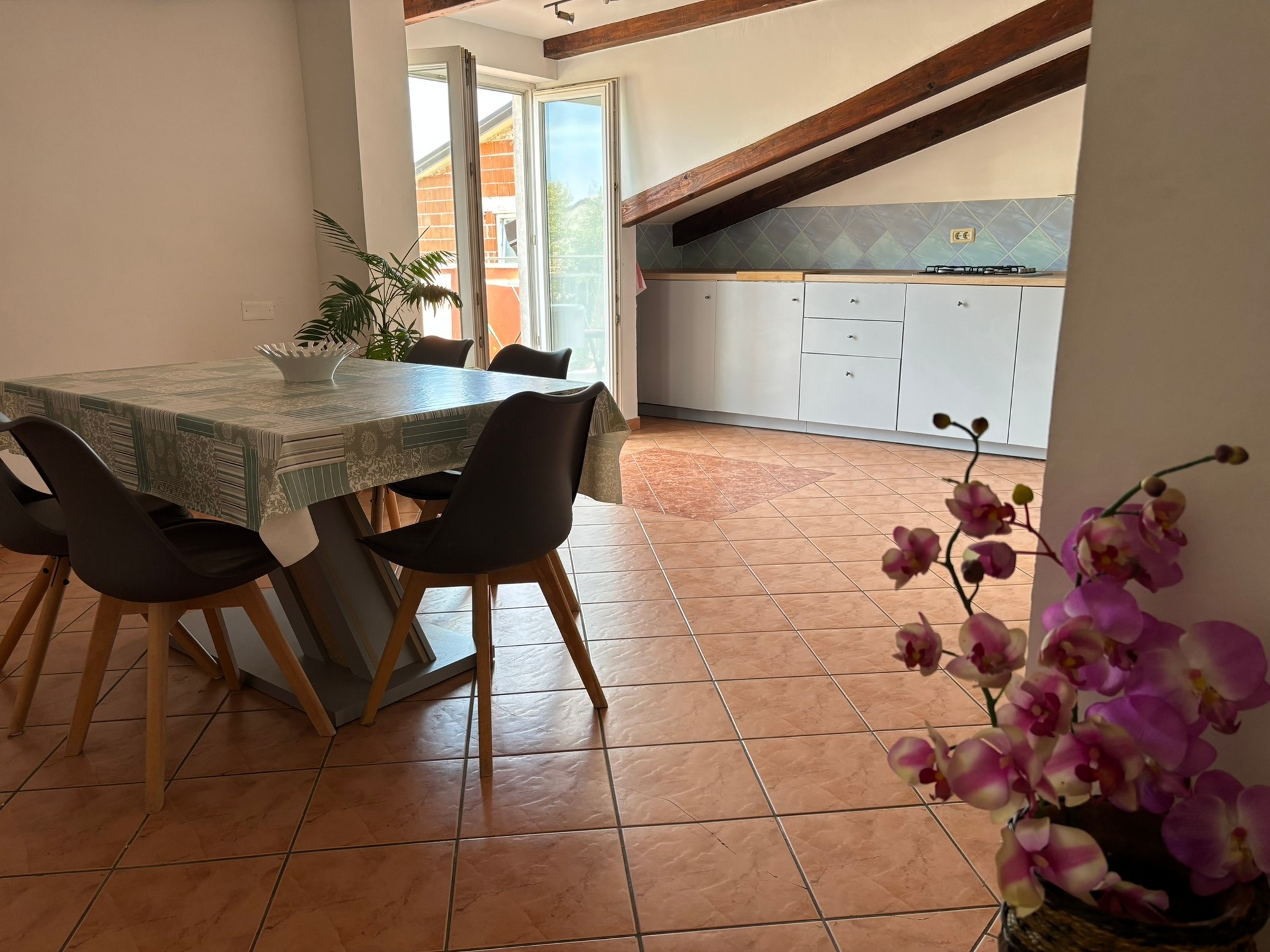 Two bedroom apartment near beach Novigrad (A-24877-c)