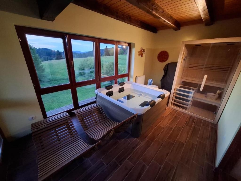 Two bedroom apartment with terrace Tršće, Gorski kotar (A-24880-a)