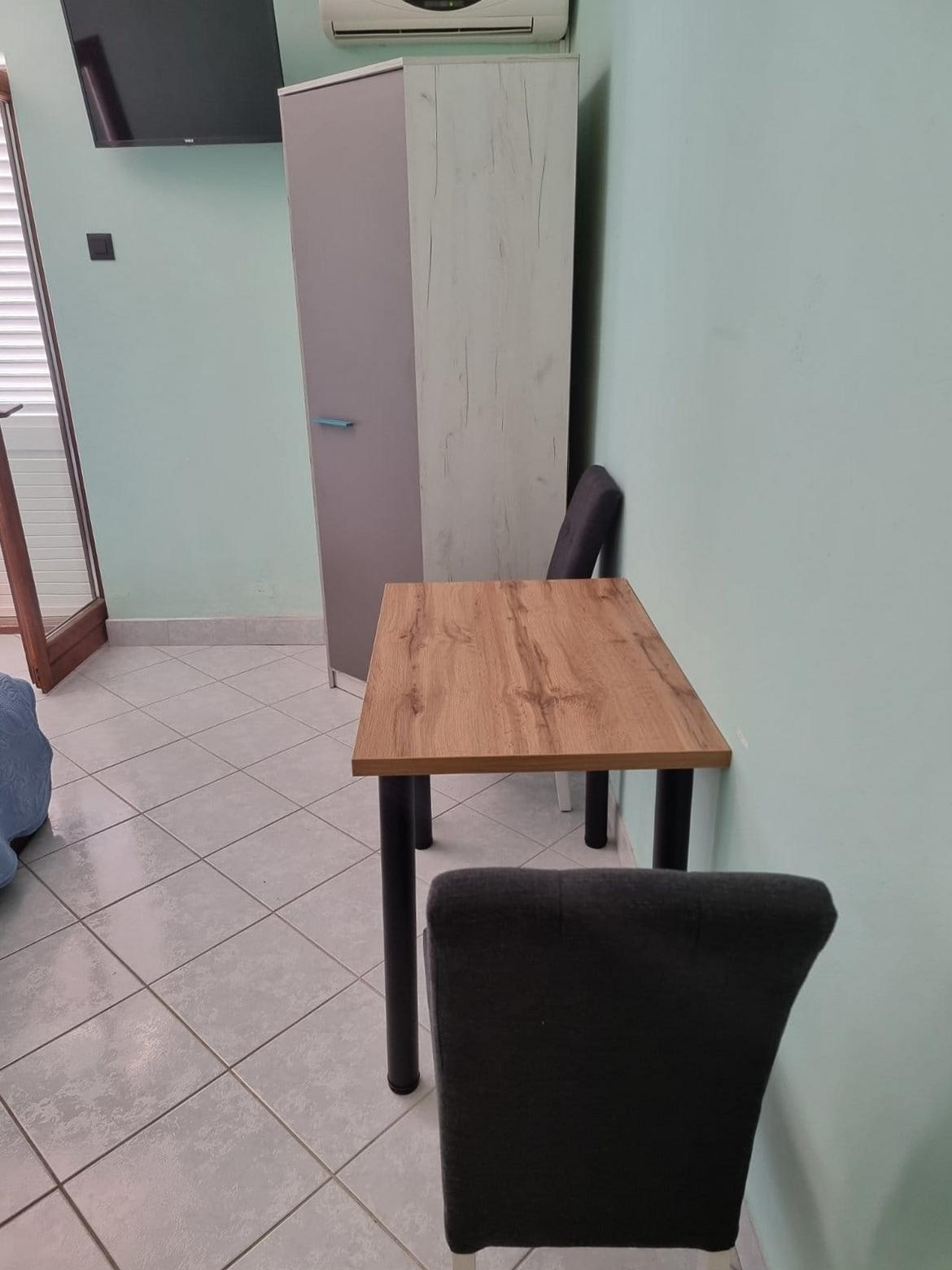 Studio flat with terrace Orebić, Pelješac (AS-24881-b) Studio flat with terrace Orebić, Pelješac (AS-24881-b)