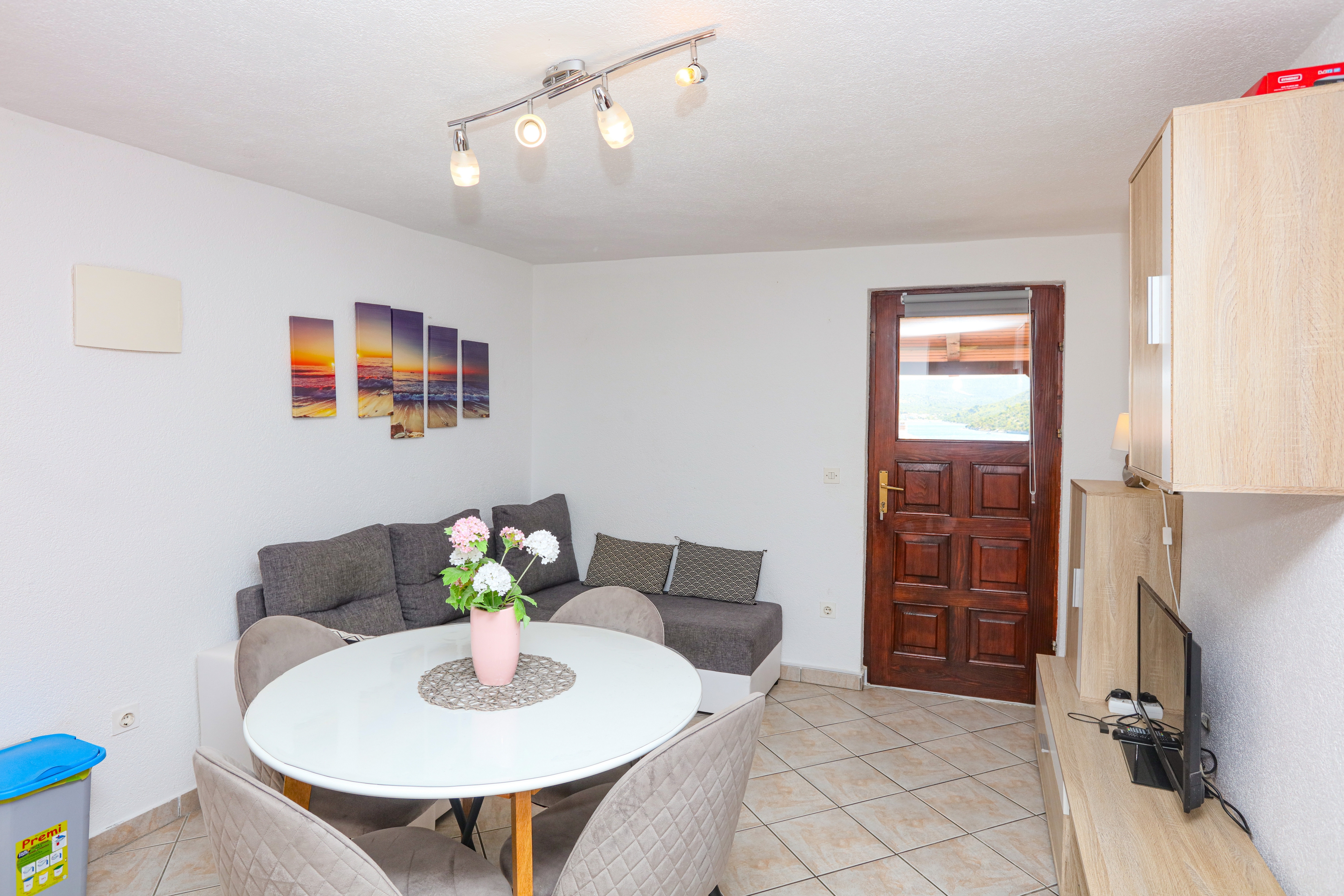 Two bedroom apartment with terrace and sea view Rogoznica (A-24889-b) Two bedroom apartment with terrace and sea view Rogoznica (A-24889-b)