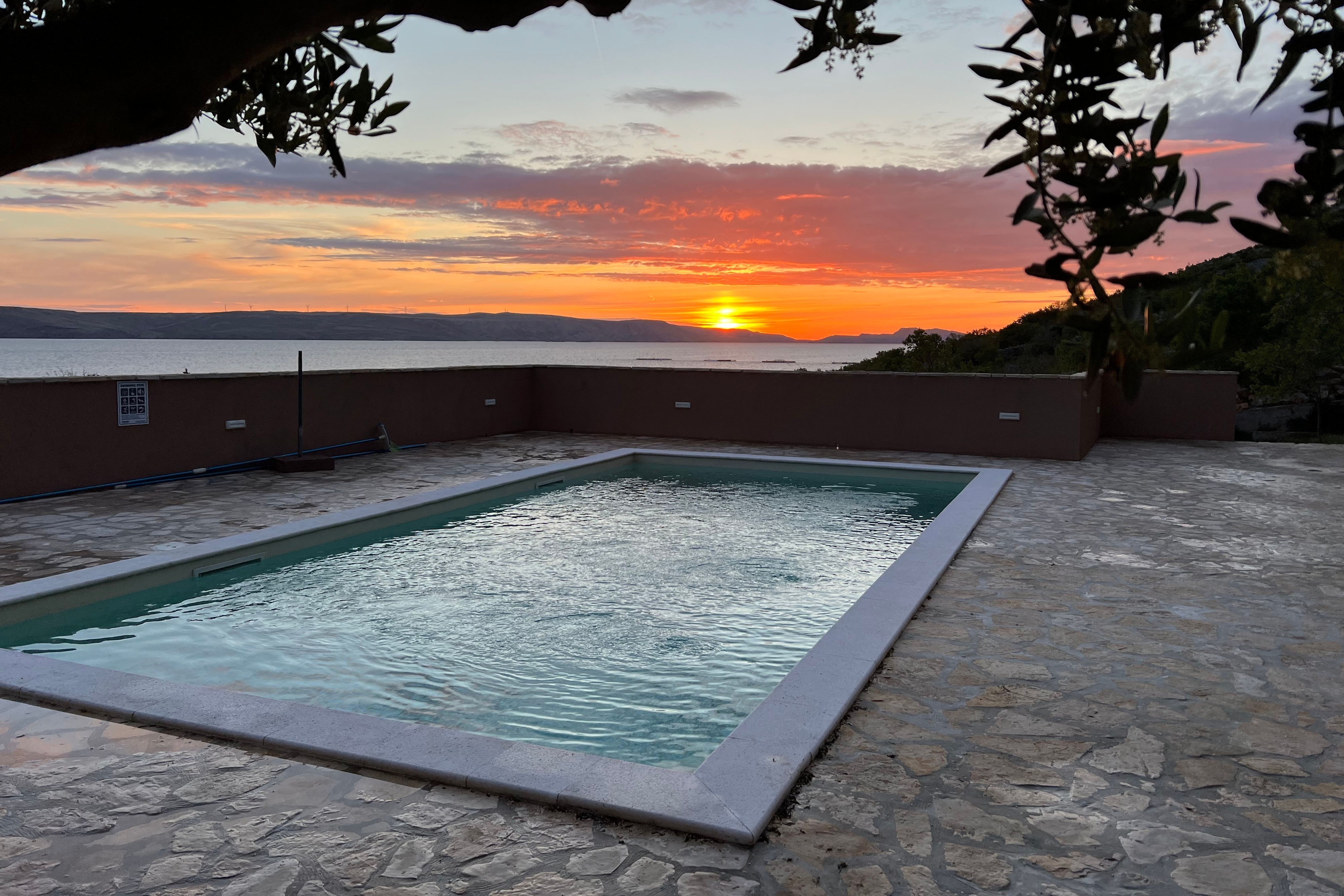 One bedroom apartment with balcony and sea view Lukovo Šugarje (Karlobag) (A-24896-a)