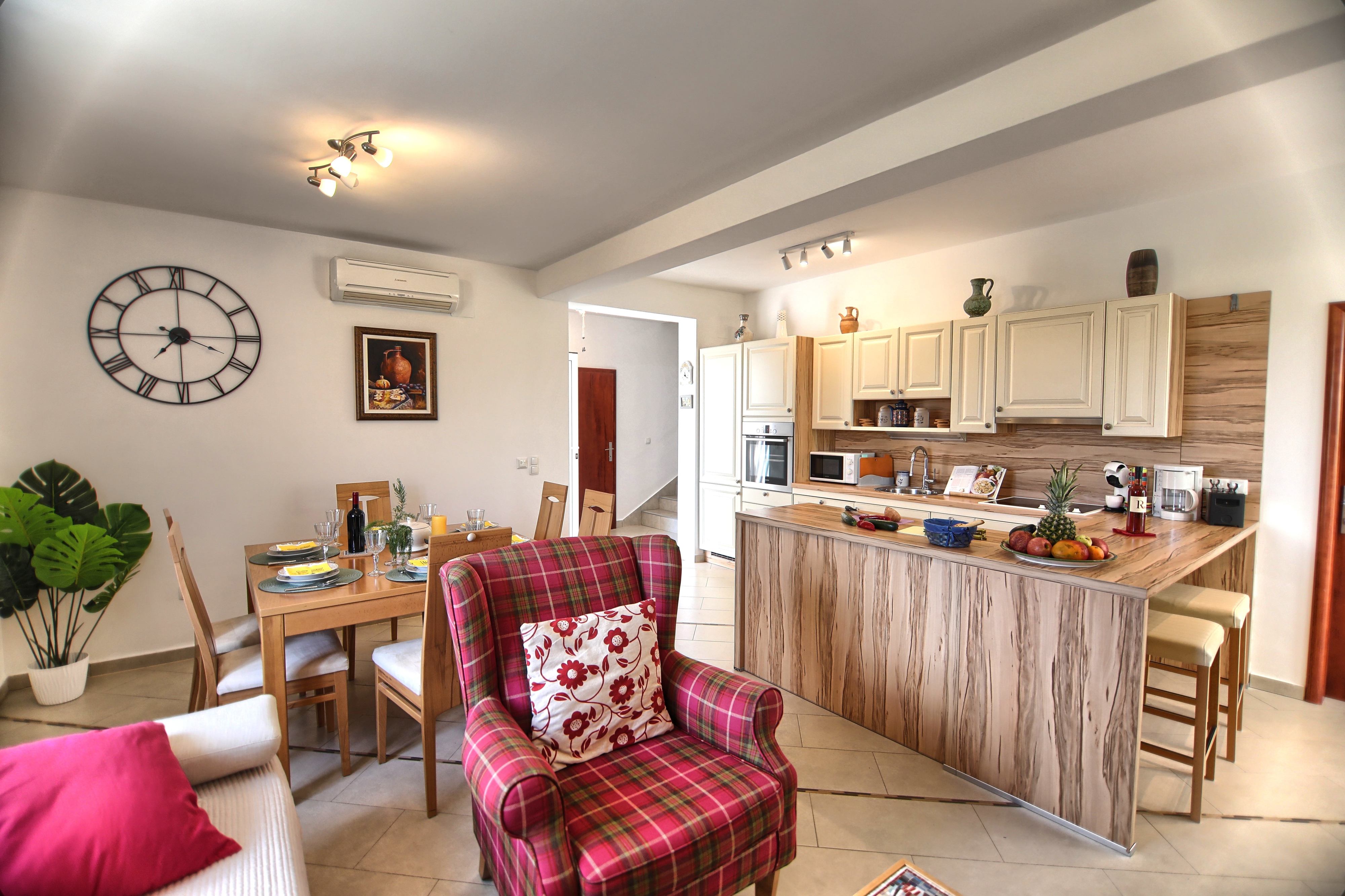 Three bedroom house with terrace Kakma, Biograd (K-24899)