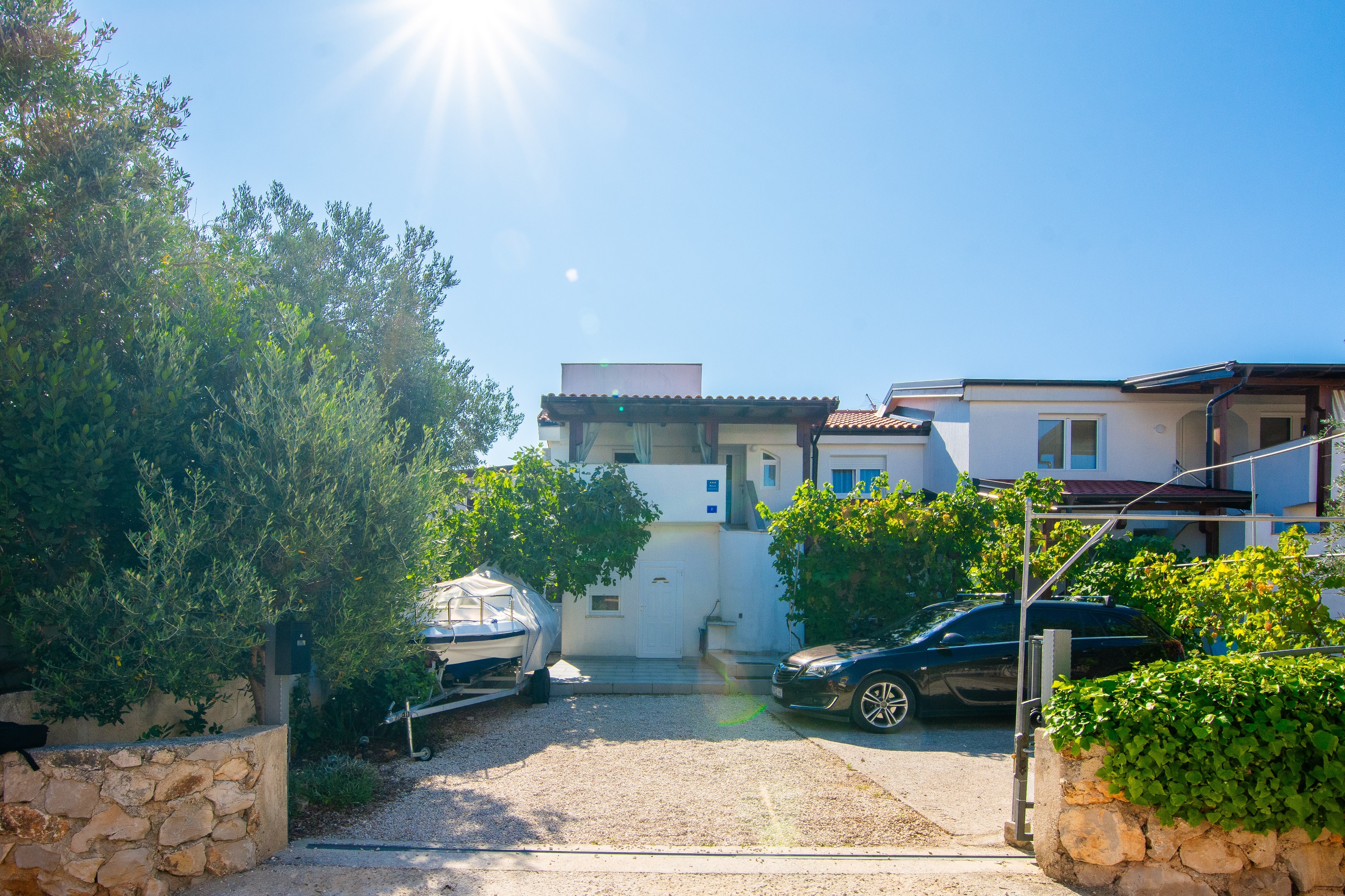 Two bedroom apartment with terrace Vir (A-24901-a)