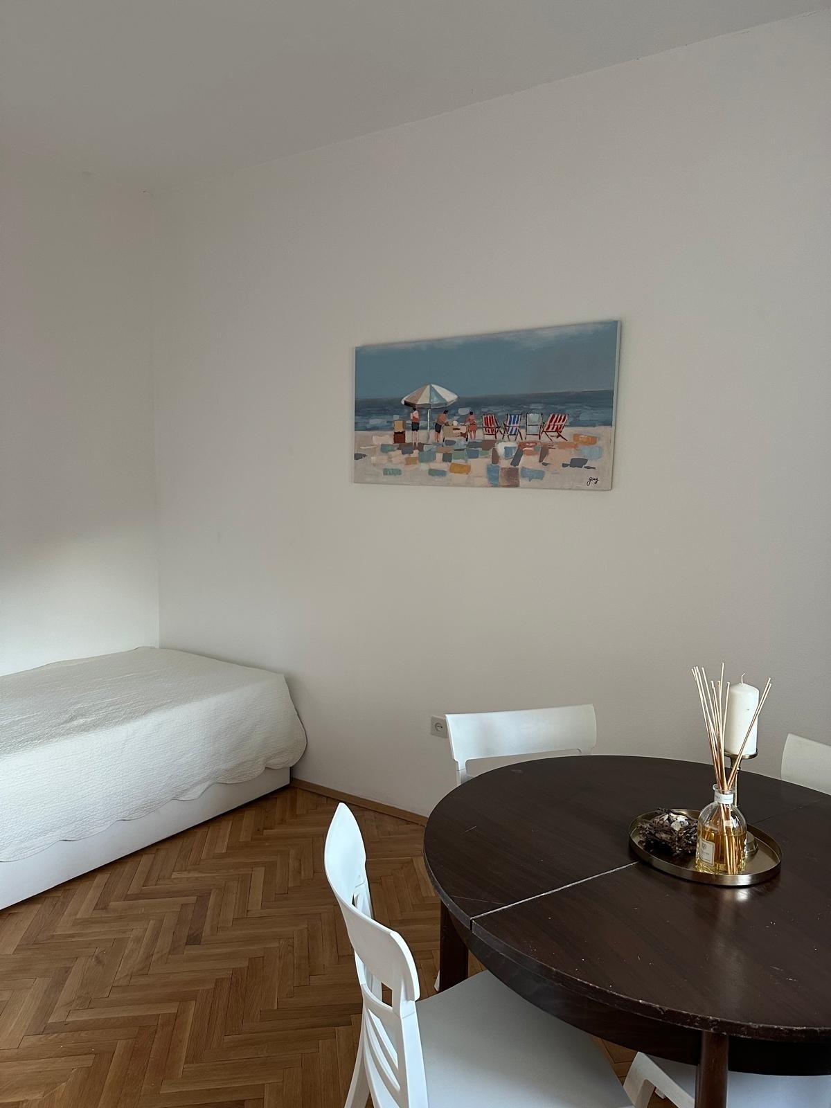 One bedroom apartment with terrace and sea view Novigrad (A-24906-a)
