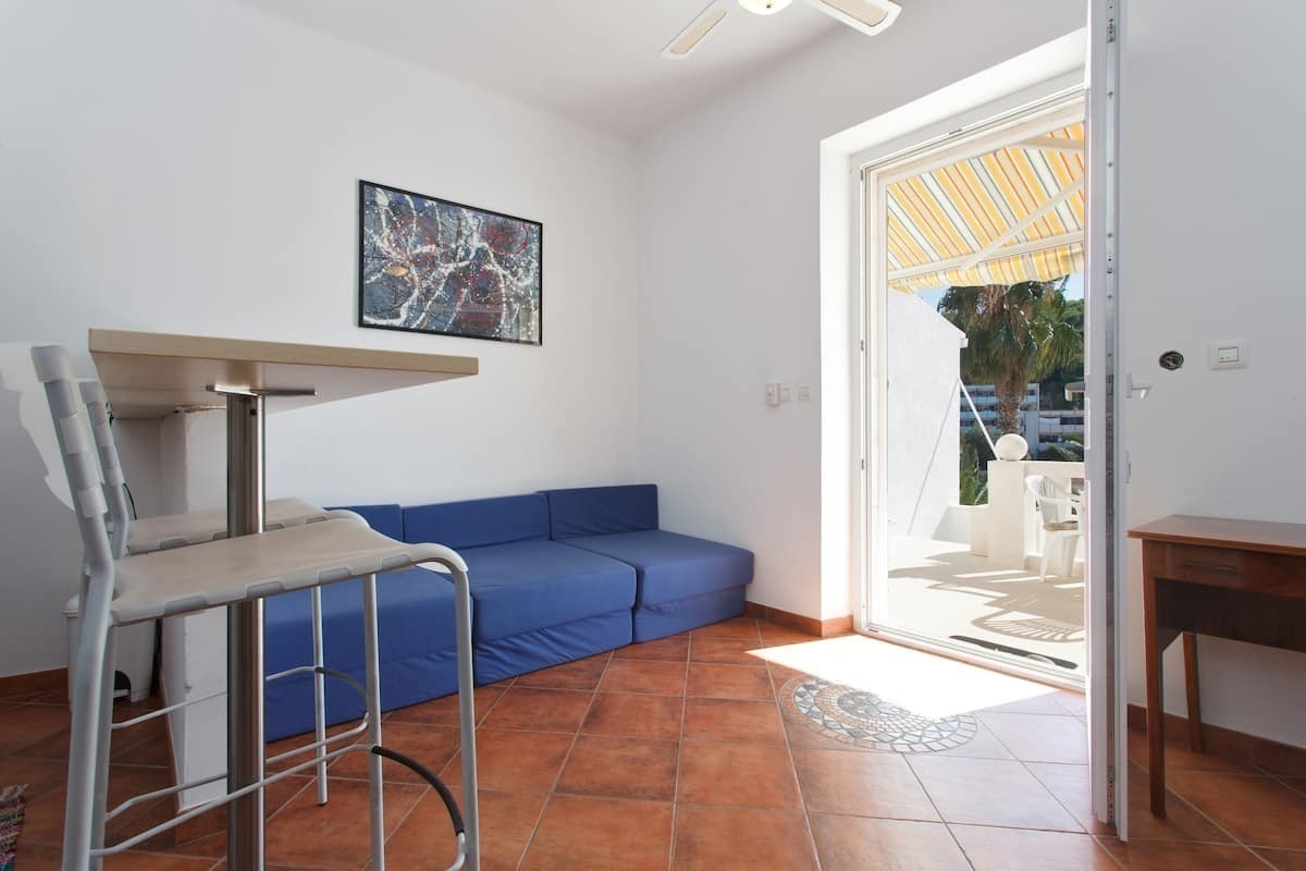 One bedroom apartment with terrace and sea view Hvar (A-24926-b) One bedroom apartment with terrace and sea view Hvar (A-24926-b)