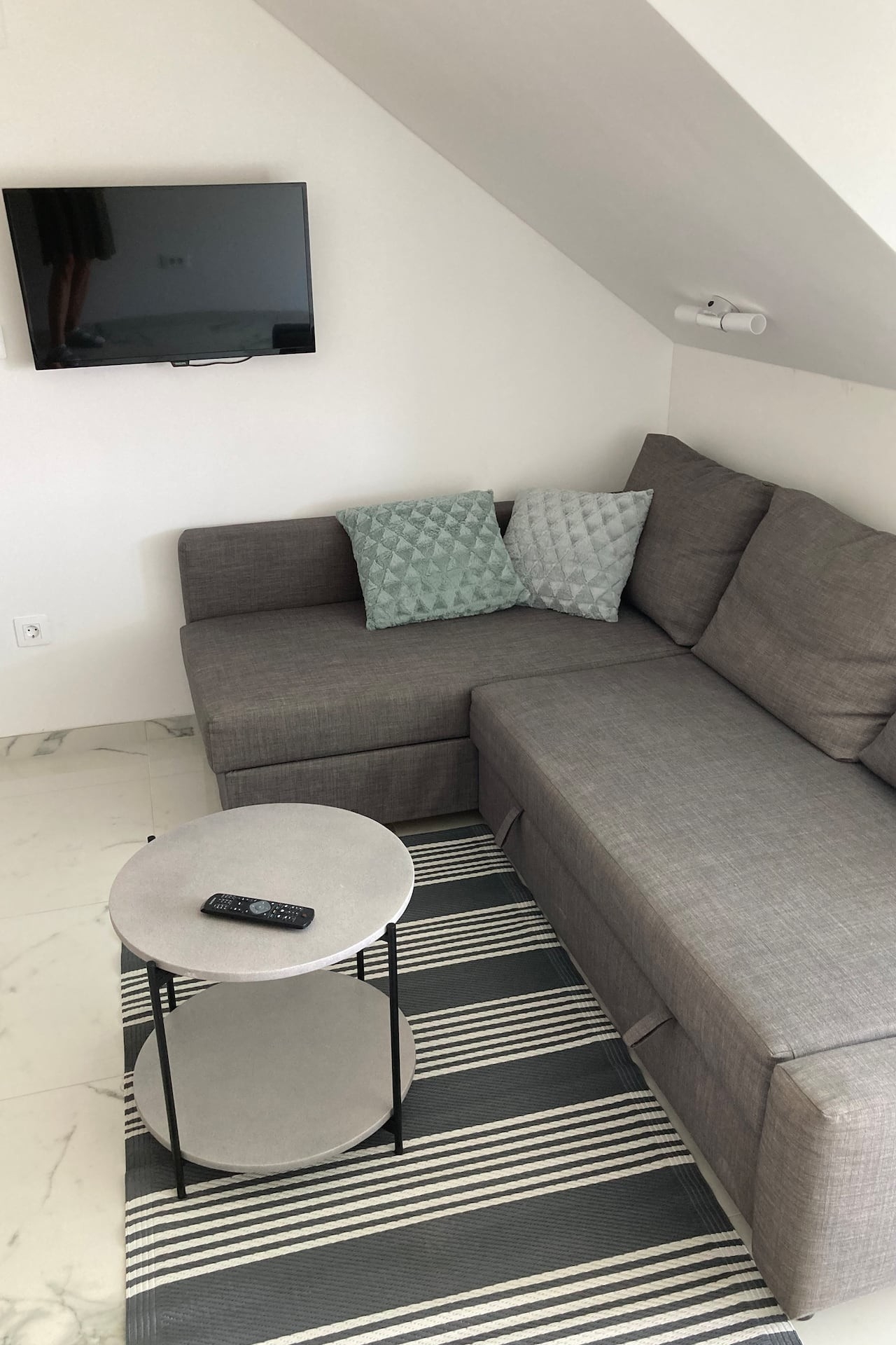 One bedroom apartment with terrace and sea view Hvar (A-24926-d)