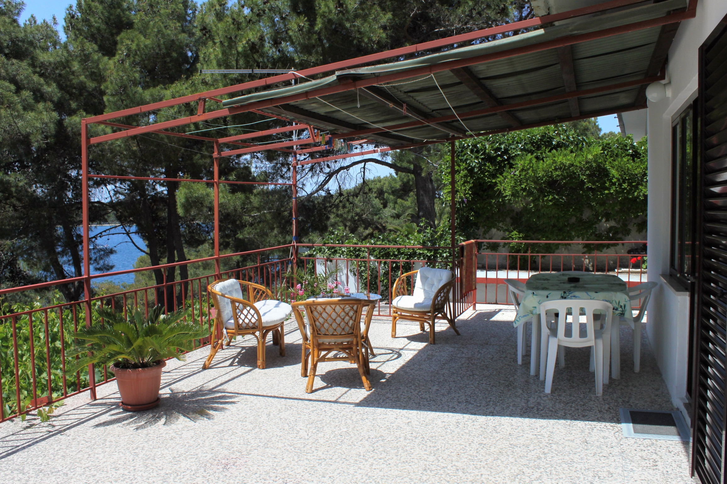 Two bedroom apartment with terrace and sea view Mali Lošinj, Lošinj (A-2493-b)