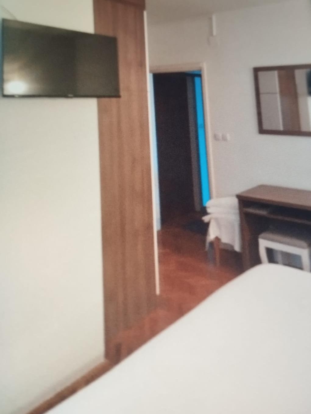 Top Rab Barbat Top Rab Barbat