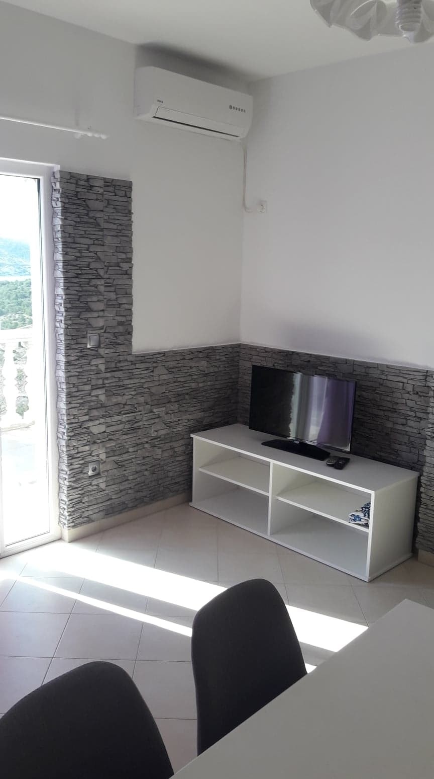 Two bedroom apartment with terrace and sea view Grebaštica, Šibenik (A-24934-b) Two bedroom apartment with terrace and sea view Grebaštica, Šibenik (A-24934-b)